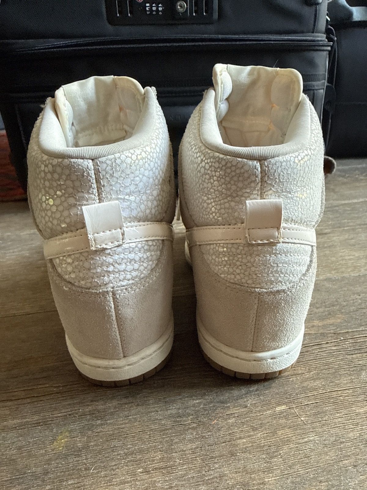 Nike Nike Sky Hi Dunks—Cream & Irridescent Mermaid—Size 7—2014 Size US 7 / IT 37 - 4 Thumbnail