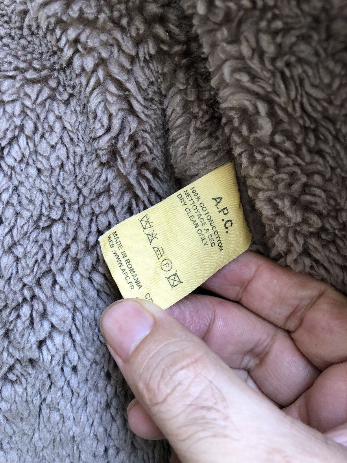A.P.C. × Vintage Vintage Distressed A.P.C Sherpa Jacket Size US S / EU 44-46 / 1 - 8 Thumbnail