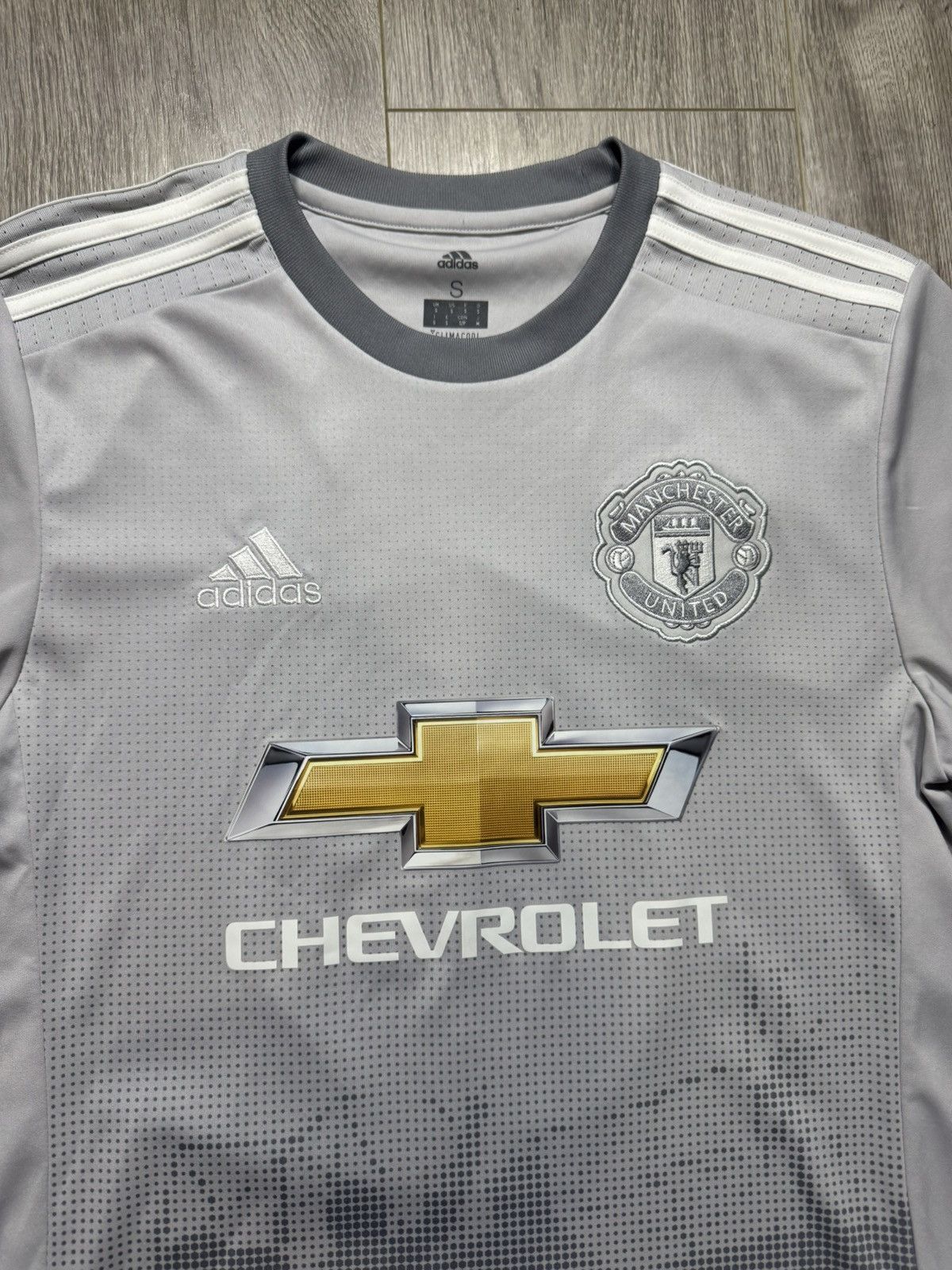 Adidas Paul Pogba Manchester United Jersey adidas 3rd Kit 2017/18 Size US S / EU 44-46 / 1 - 3 Thumbnail