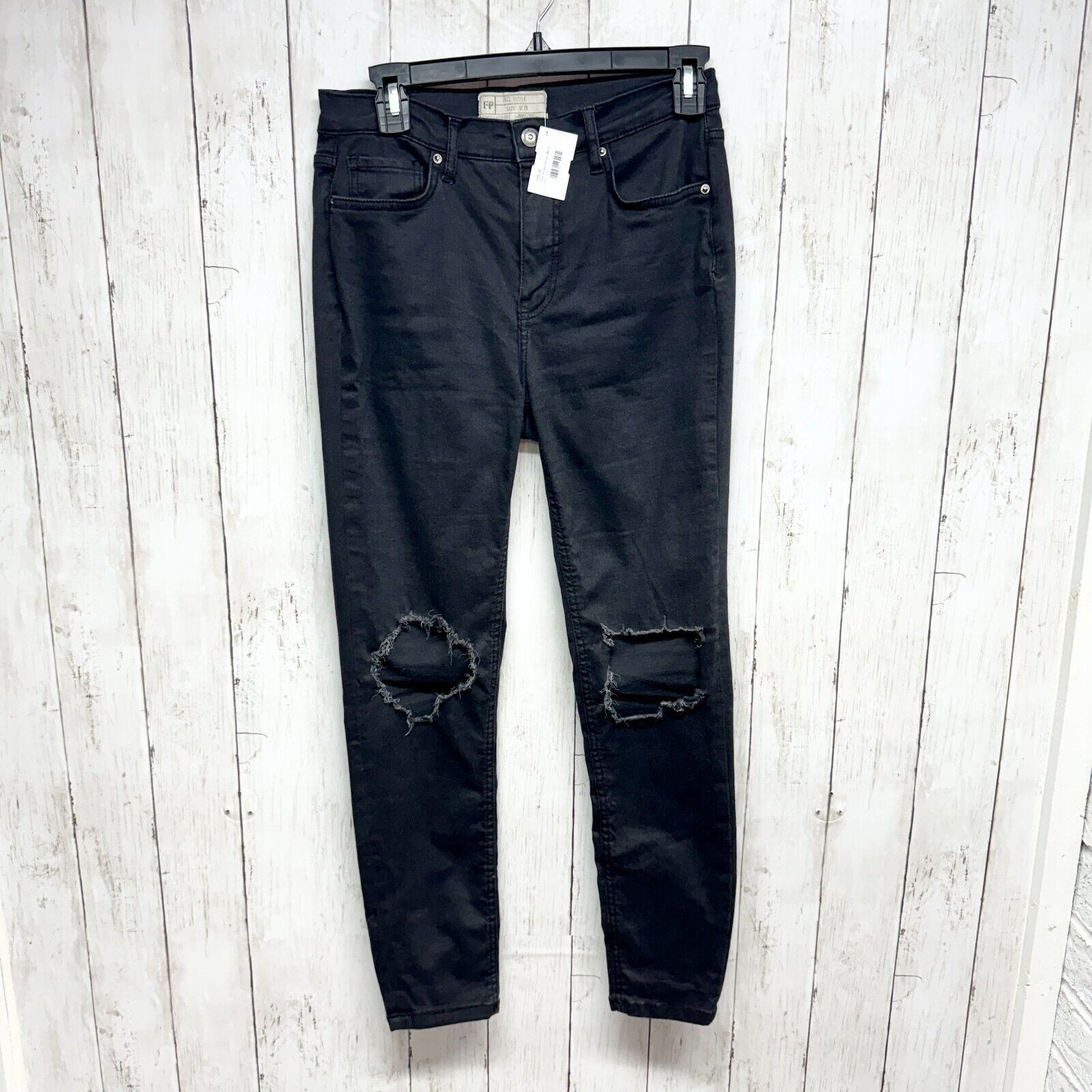 Free People Free People Sz 28 Jeans Distressed Ripped Skinny Mid-Rise Size 28" / US 6 / IT 42 - 1 Thumbnail
