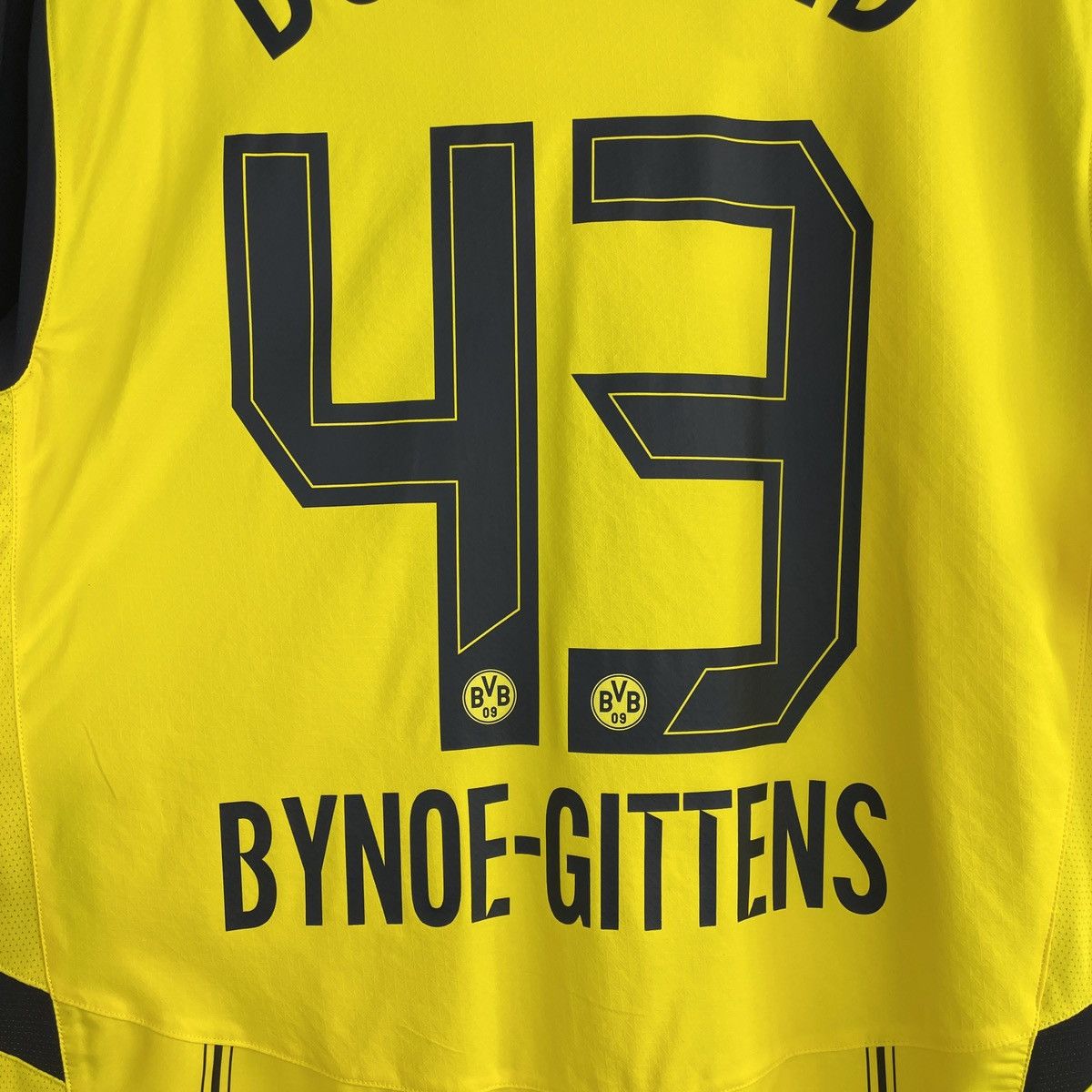 Puma Borussia Dortmund Gittens Authentic Home Jersey 2024/2025 Size US XL / EU 56 / 4 - 9 Thumbnail