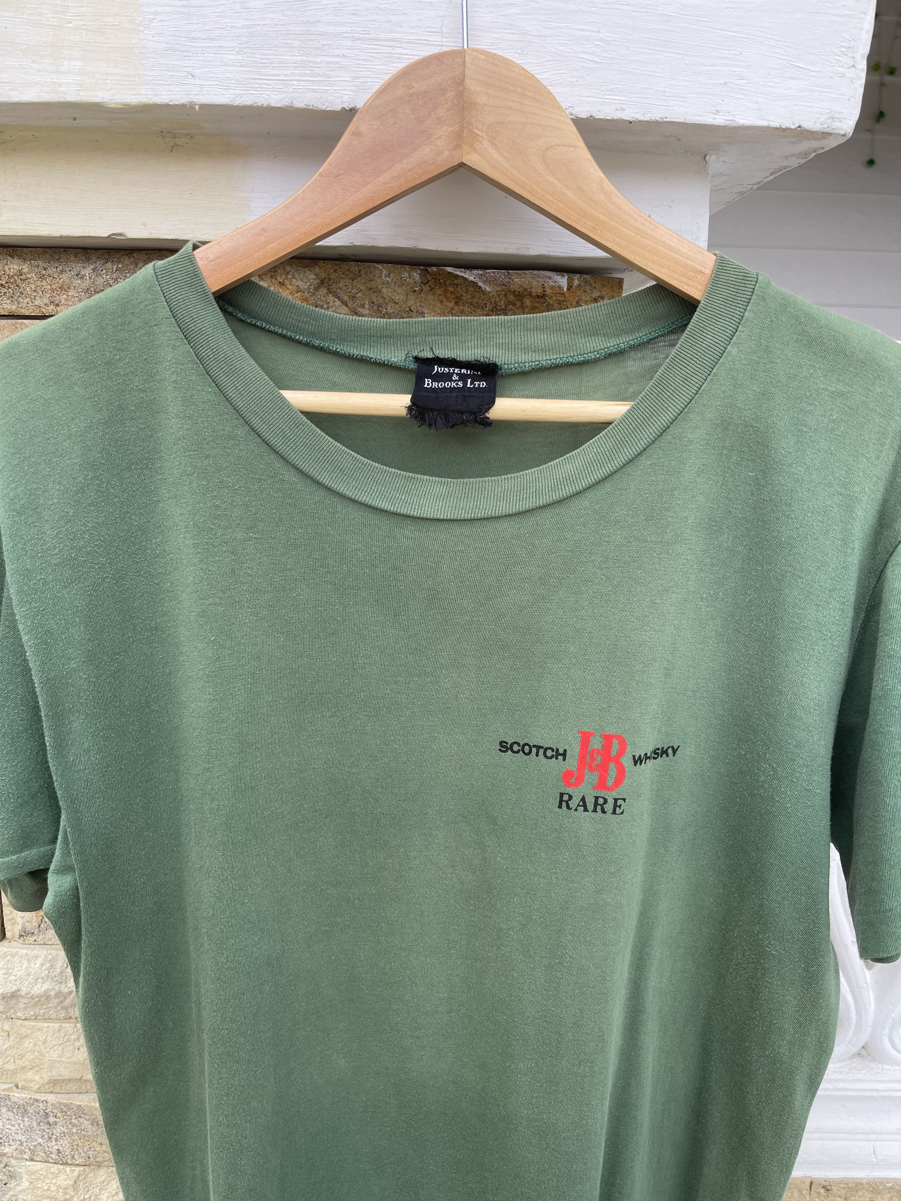 Vintage Last Drop🔥Rare🔥Vintage J&B Scotch Whiskey Logo T-Shirt Size US M / EU 48-50 / 2 - 3 Thumbnail