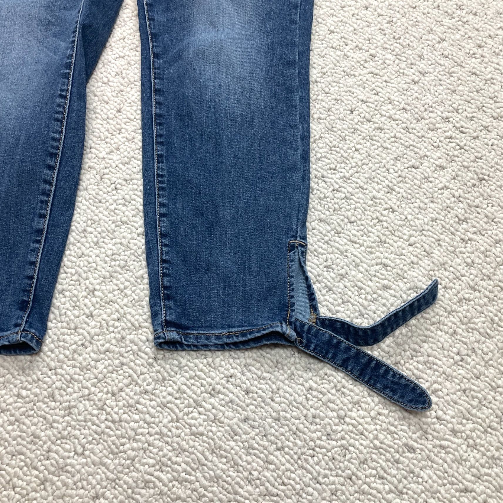 Vintage St. John's Bay Jeans Womens 16 W Blue Denim Skinny Leg Ankle Tie 35x26 Mid Rise Size 38" / US 16 / IT 52 - 2 Thumbnail
