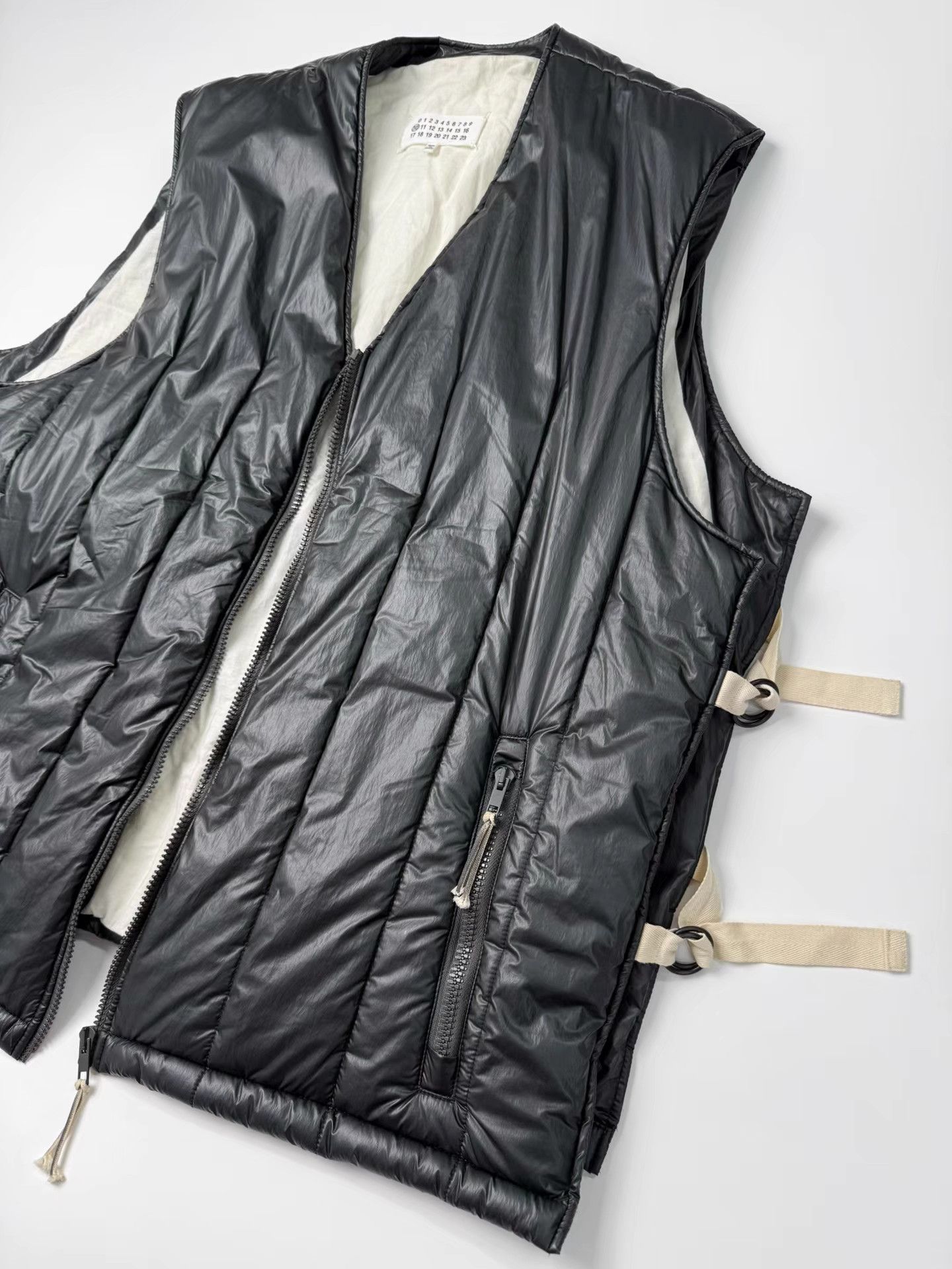 Maison Margiela Maison Margiela Down Vest K20 Size US S / EU 44-46 / 1 - 2 Thumbnail
