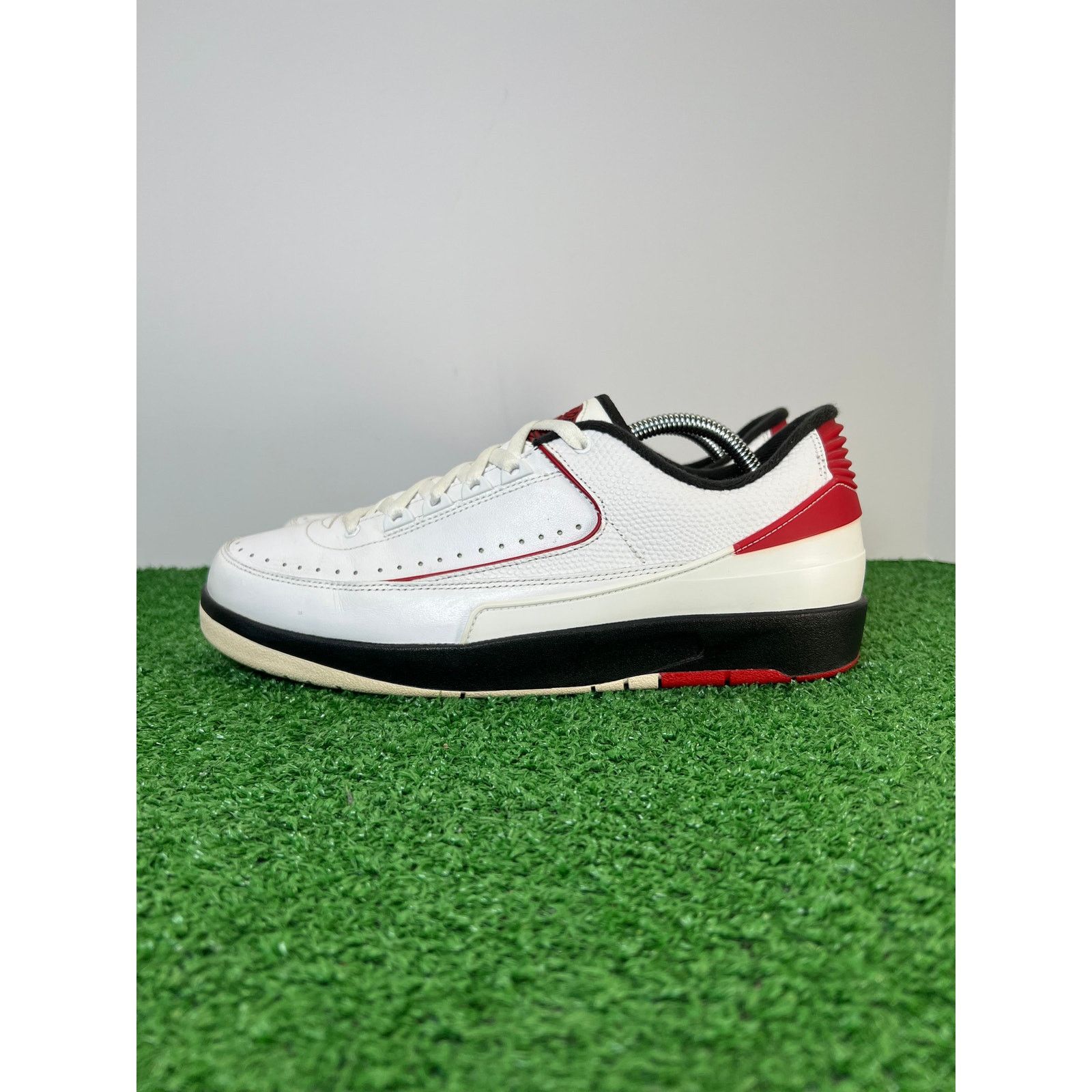 Nike Air Jordan 2 Retro Low Chicago 832819 101 SZ 10