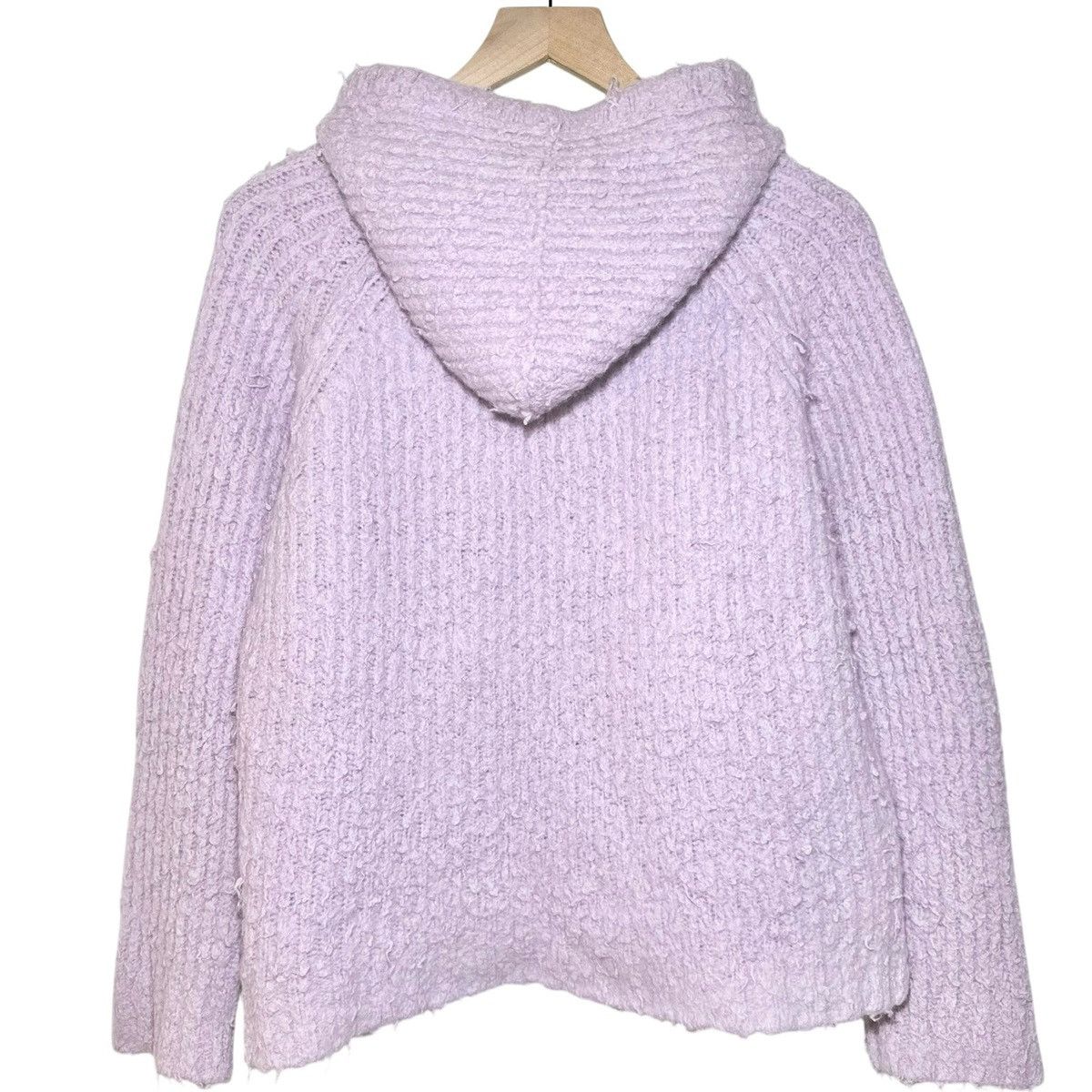 Acne Studios Acne Studios Fluffy Hoodie in Pale Lilac Size L / US 10 / IT 46 - 2 Thumbnail