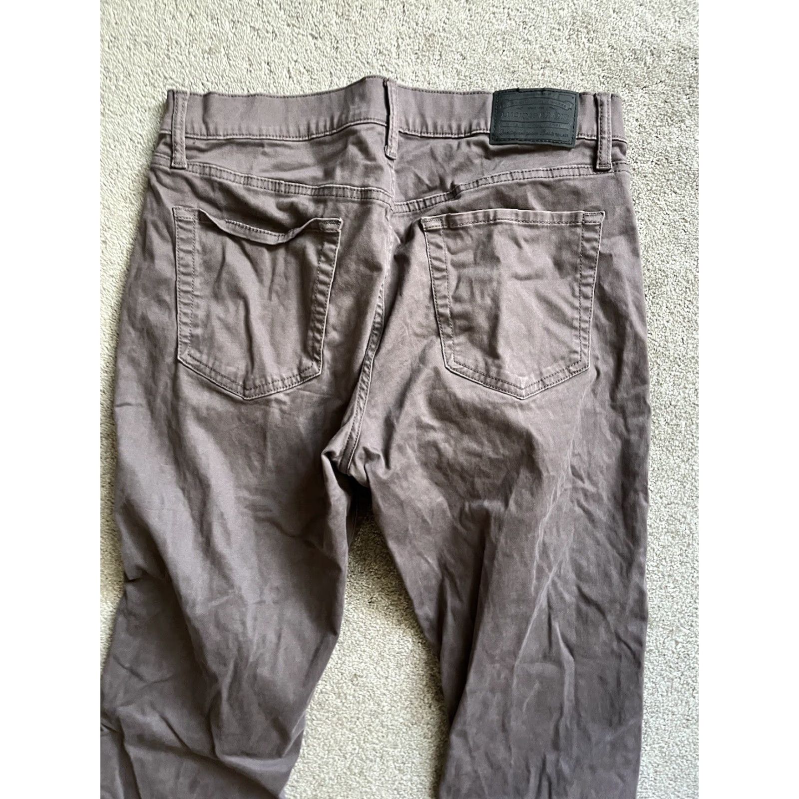 Lucky Brand Lucky Brand Men's 121 Heritage Slim Straight Leg Pants Brown 33x30 Stretch Size US 33 - 2 Thumbnail