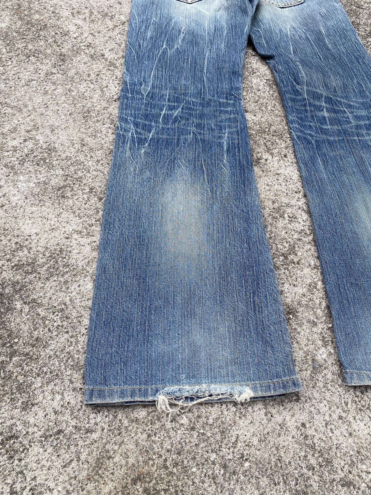 Japanese Brand Flare Brappers Japan Buckle Back Faded Distressed Denim Size US 28 / EU 44 - 12 Thumbnail