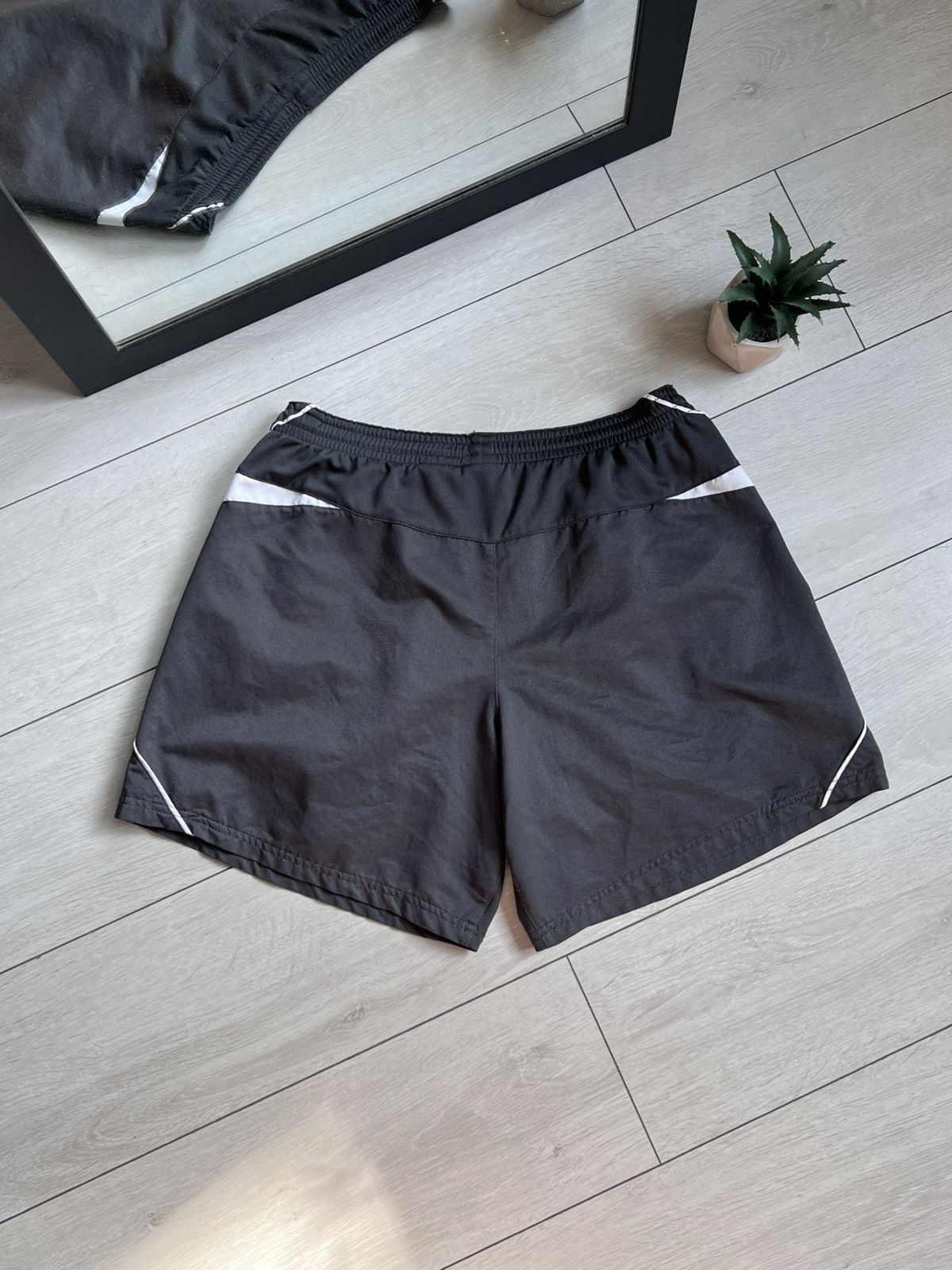 Nike × Vintage Vintage Nike FitDry Shorts Size US 32 / EU 48 - 4 Thumbnail