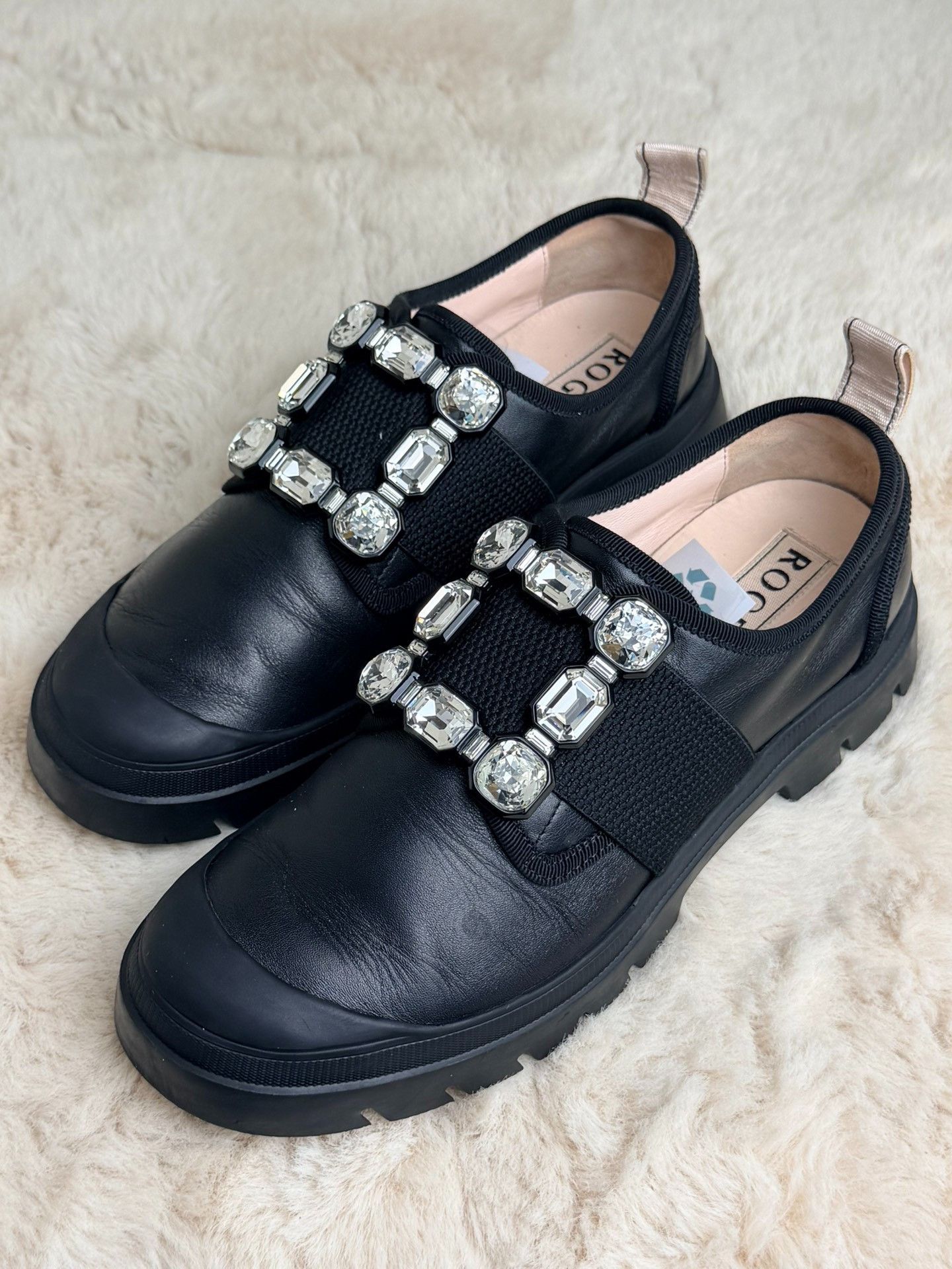 Roger Vivier Roger Vivier Retro Black Lowtop Sneakers us_8 Women Size US 8 / IT 38 - 1 Thumbnail