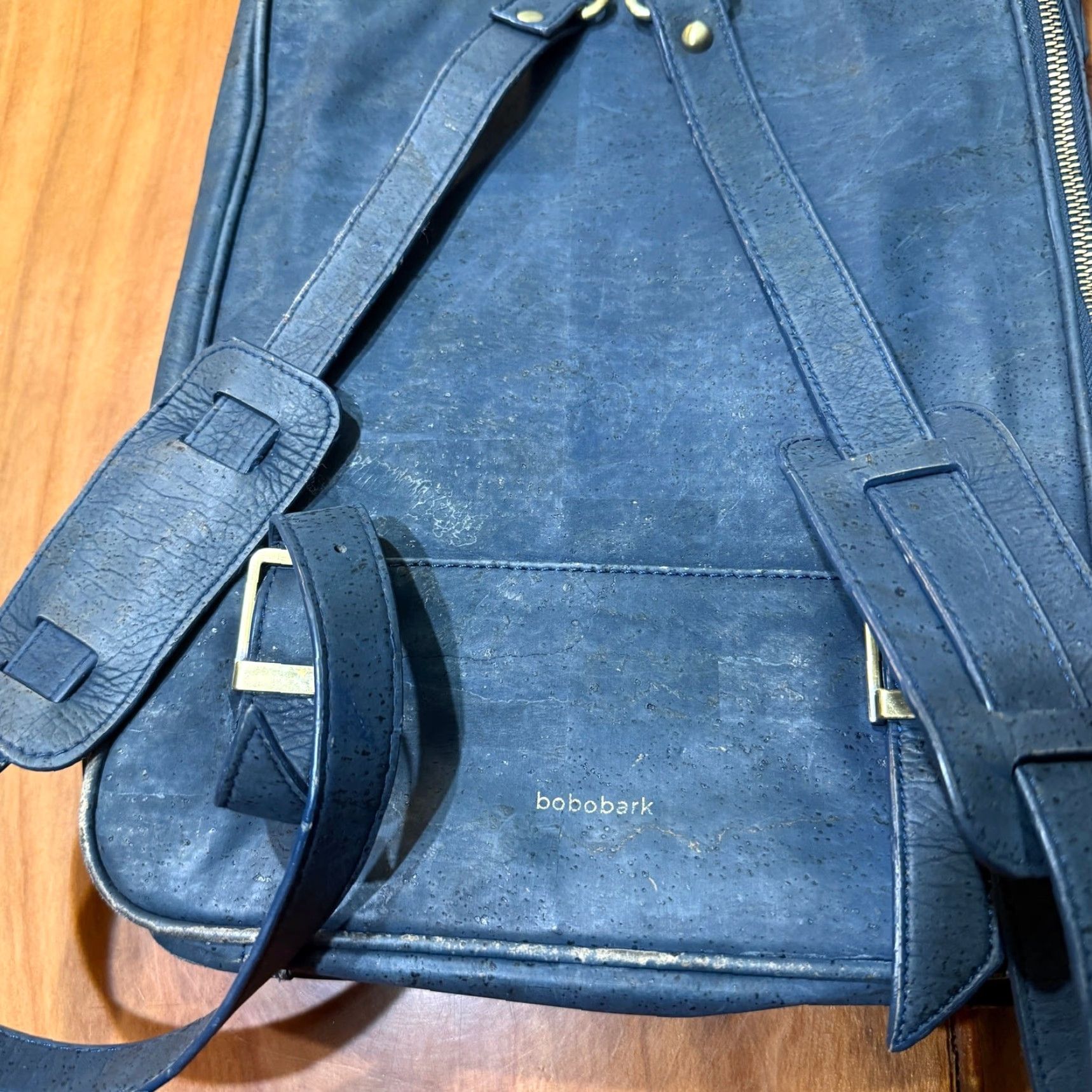 Vintage Laflore Paris Backpack Bag Unisex Adults Blue Bark 15x10x4 Zip Leather Straps Gold Hardware Logo Casual Vintage No Pocket Pattern Solid Modern Size ONE SIZE - 5 Thumbnail