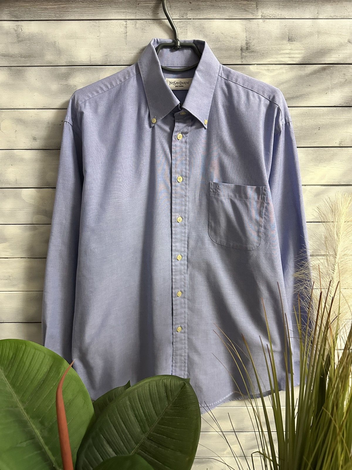 Yves Saint Laurent Luxury Yves Saint Laurent Shirt Button Vintage Size 15 Size US L / EU 52-54 / 3 - 1 Thumbnail