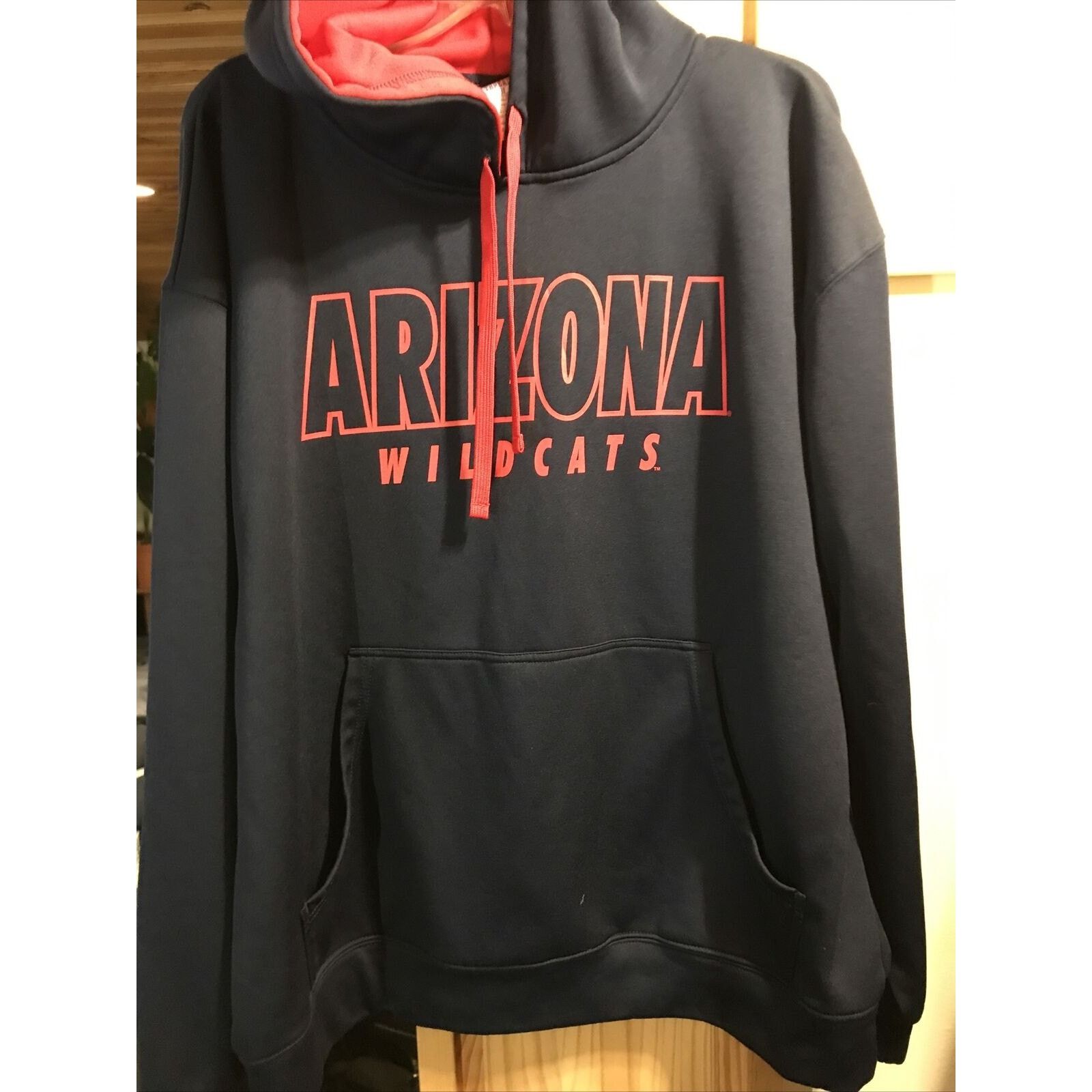 Other Arizona Wildcats Mens XL Navy Blue Hood Polyester Sweatshirt Size US XL / EU 56 / 4 - 8 Thumbnail