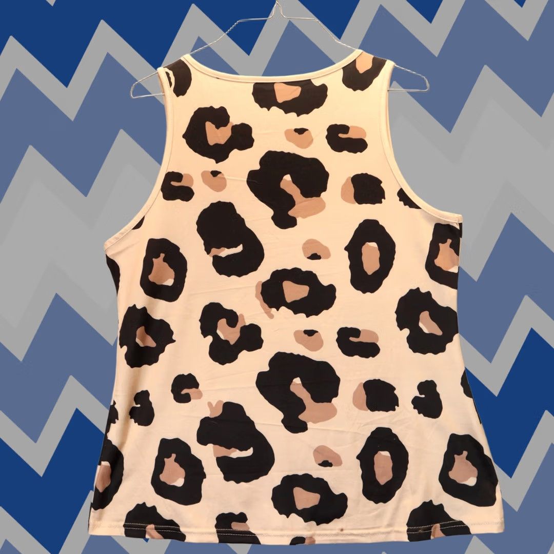 Cougar Refines a product title to maximize search visibility and accuracy. Size L / US 10 / IT 46 - 1 Thumbnail