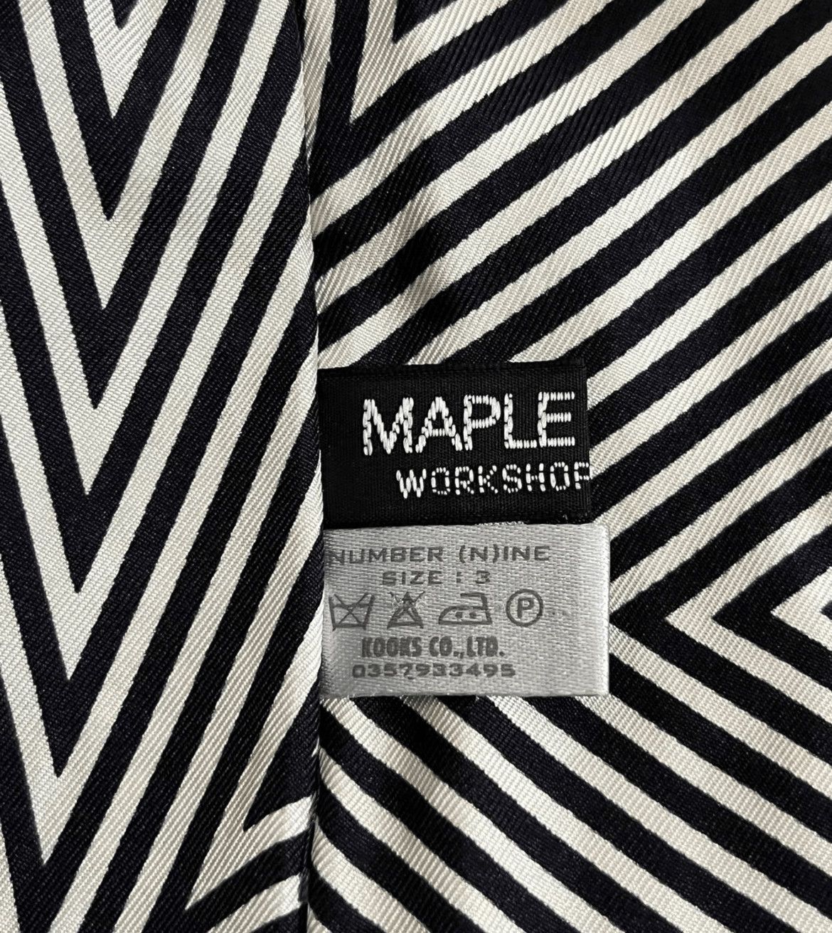 Number (N)ine Number (N)ine Sz 3 Number Nine 01AW Corduroy Standard Jack Size US L / EU 52-54 / 3 - 6 Thumbnail
