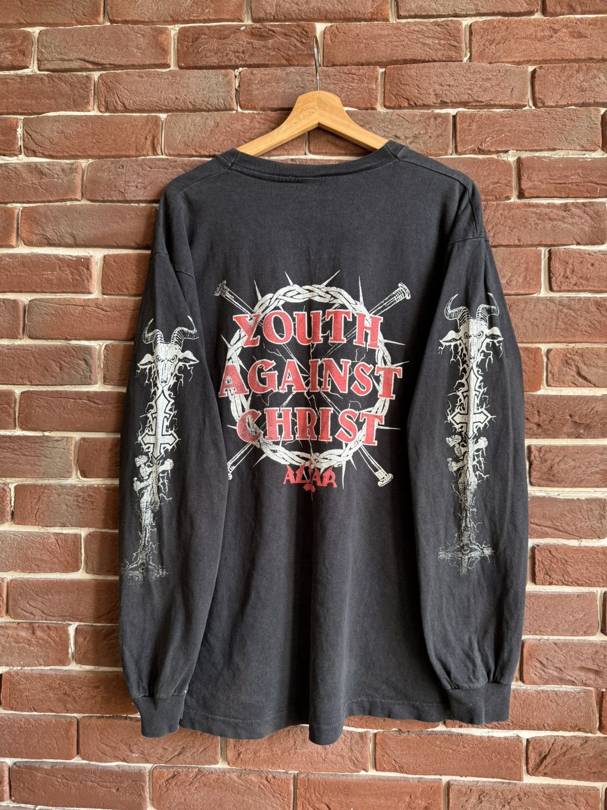 Band Tees Rare 90s Altar Youth Against Vintage Band Black Metal Tee XL Size US XL / EU 56 / 4 - 2 Thumbnail