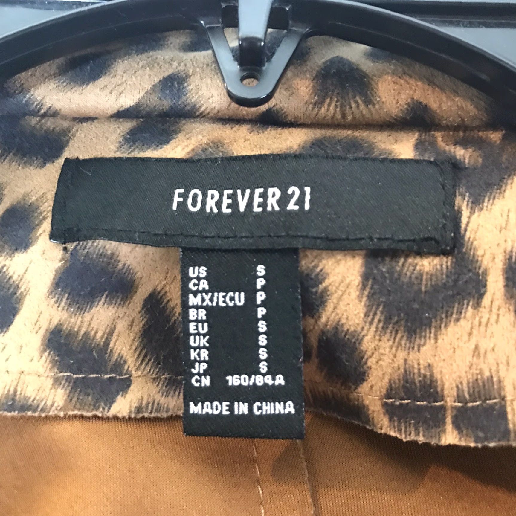 Forever 21 FOREVER 21 Long Jacket Shirt Womens Size S Multicolor Animal Print X-Soft Open Front Size S / US 4 / IT 40 - 3 Thumbnail