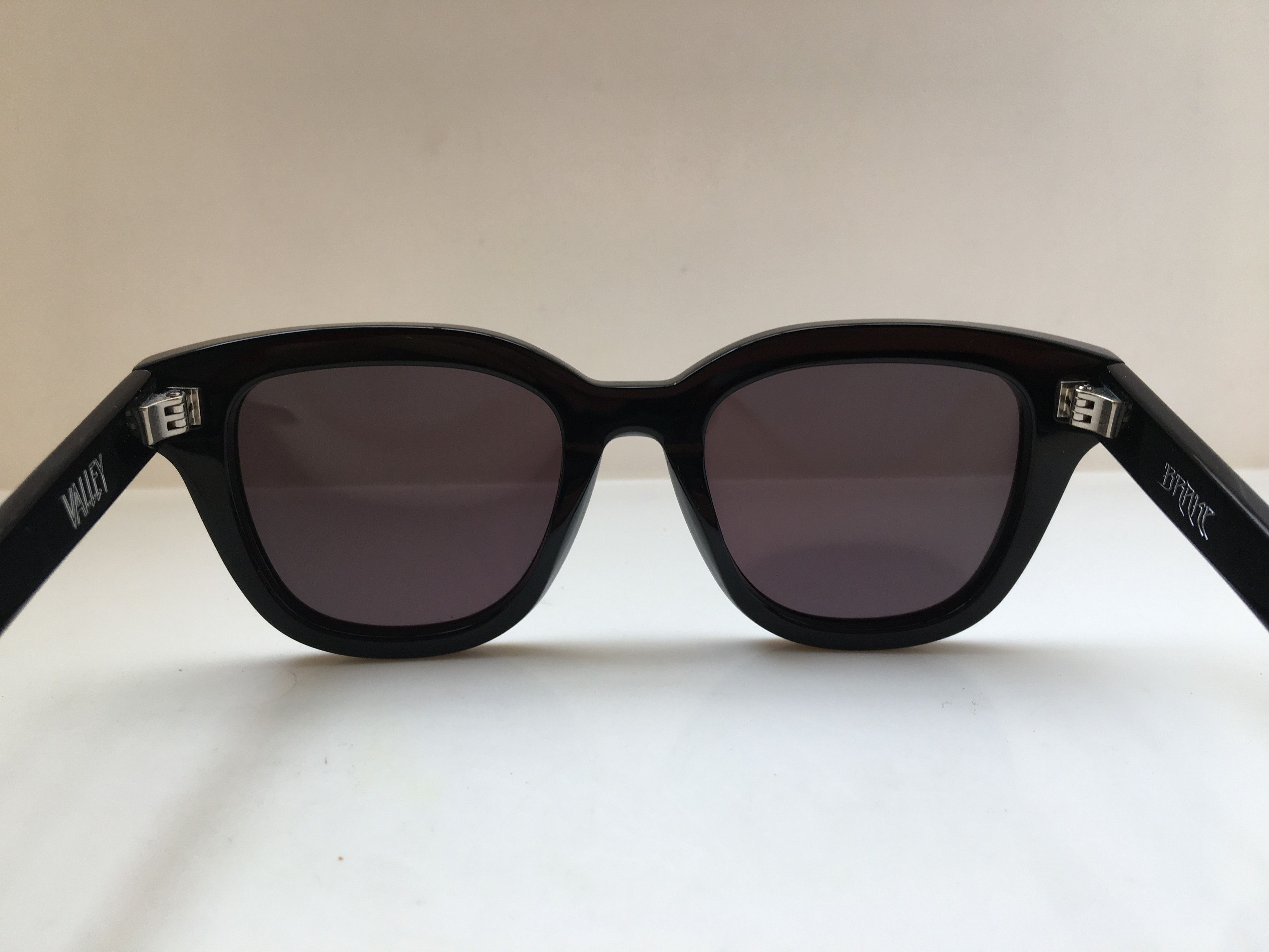 Valley Eyewear Handmade Valley Brake Black Aceatate Sunglasses Frame Size ONE SIZE - 4 Thumbnail