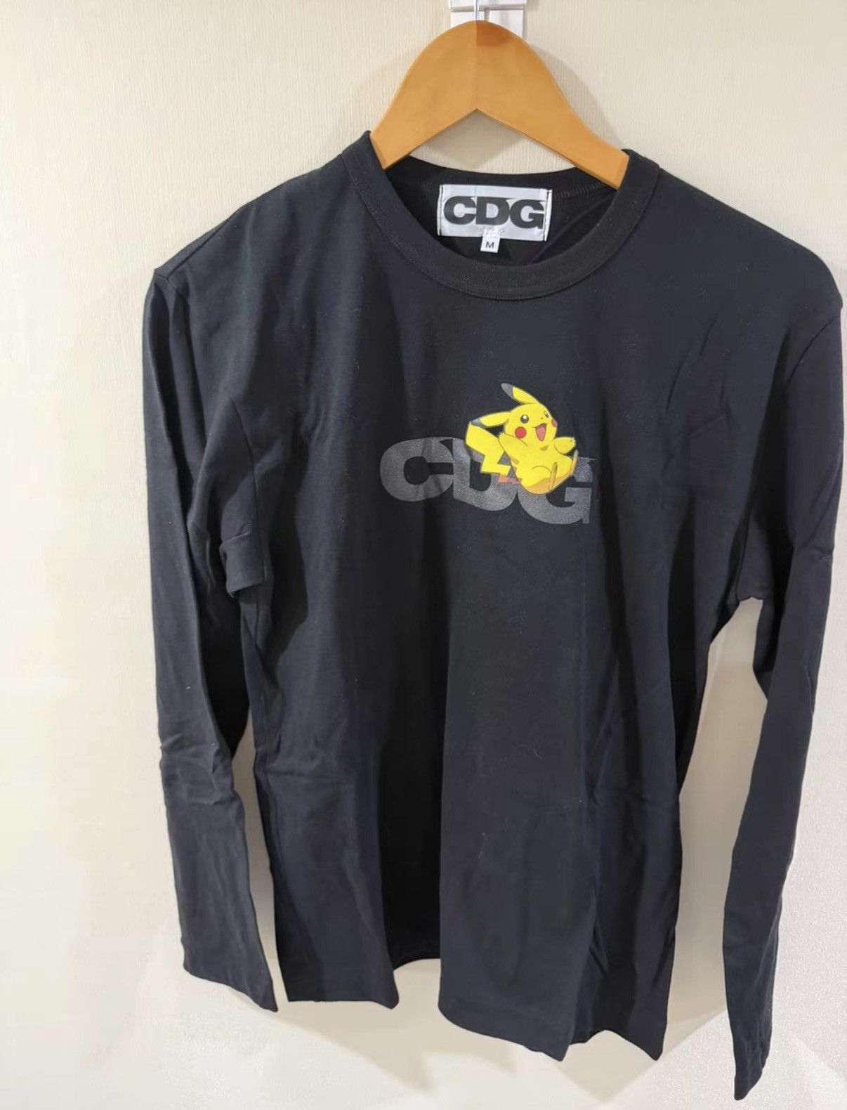 Comme des Garcons Comme des Garçons (CDG) xPokémon Pikachu Long Sleeve T-shirt Size US M / EU 48-50 / 2 - 1 Thumbnail