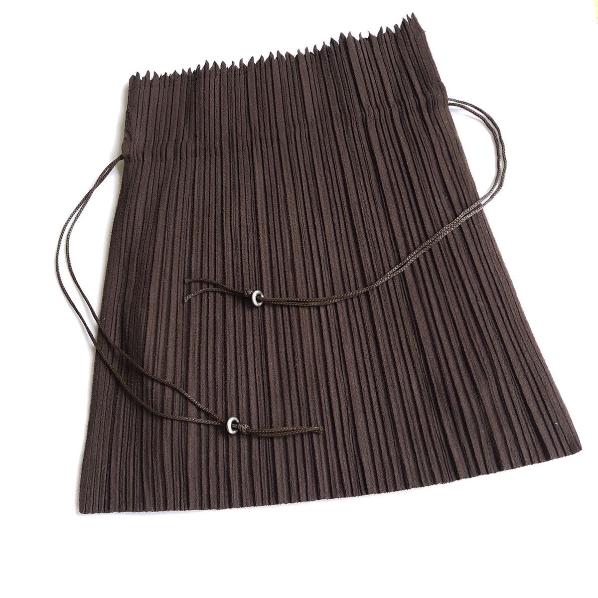 Pleats Please Issey Miyake Pleats Please Issey Miyaki Velvet Pouch Bag Size ONE SIZE - 2 Thumbnail