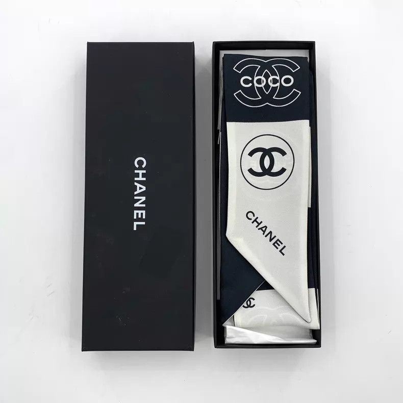 Chanel Chanel Black and white color-block double C printed mulber Size ONE SIZE - 9 Thumbnail