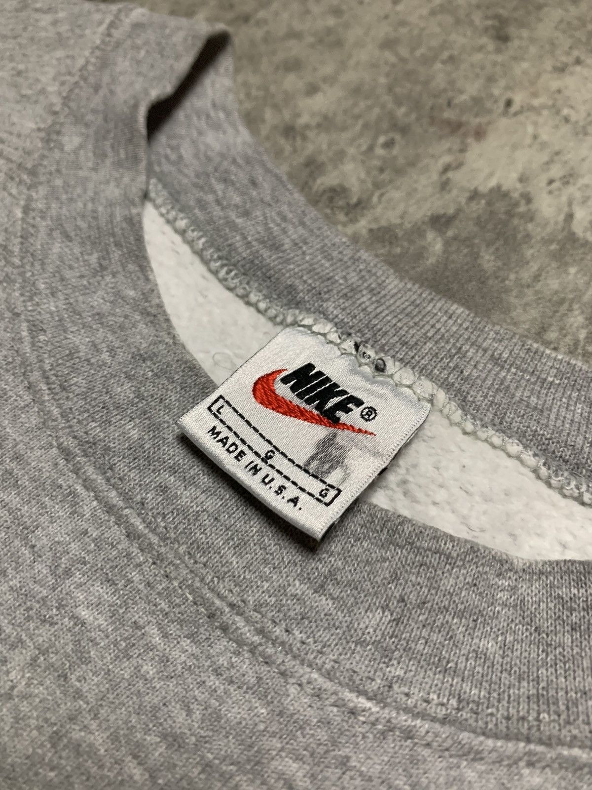 Nike Vintage 90’s Nike Miami Football Crewneck Sweatshirt Size US M / EU 48-50 / 2 - 5 Thumbnail