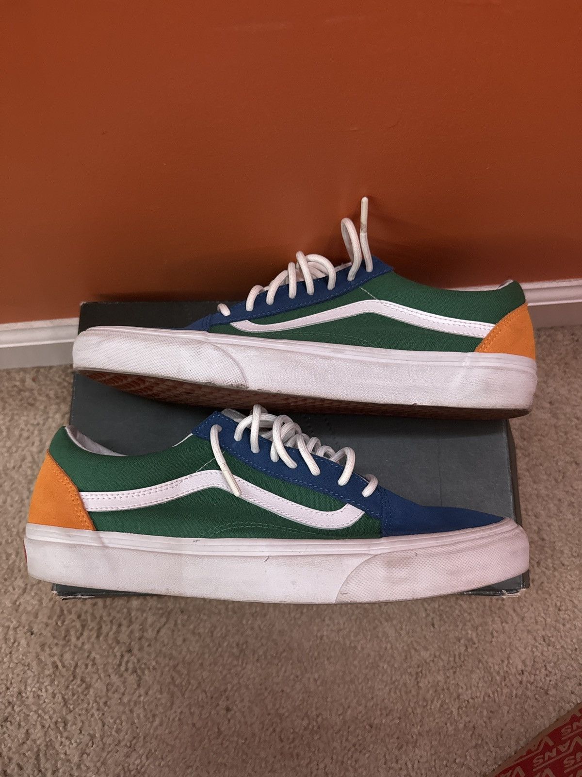 Vans Vans Old Skool Yacht club Size US 10.5 / EU 43-44 - 2 Thumbnail