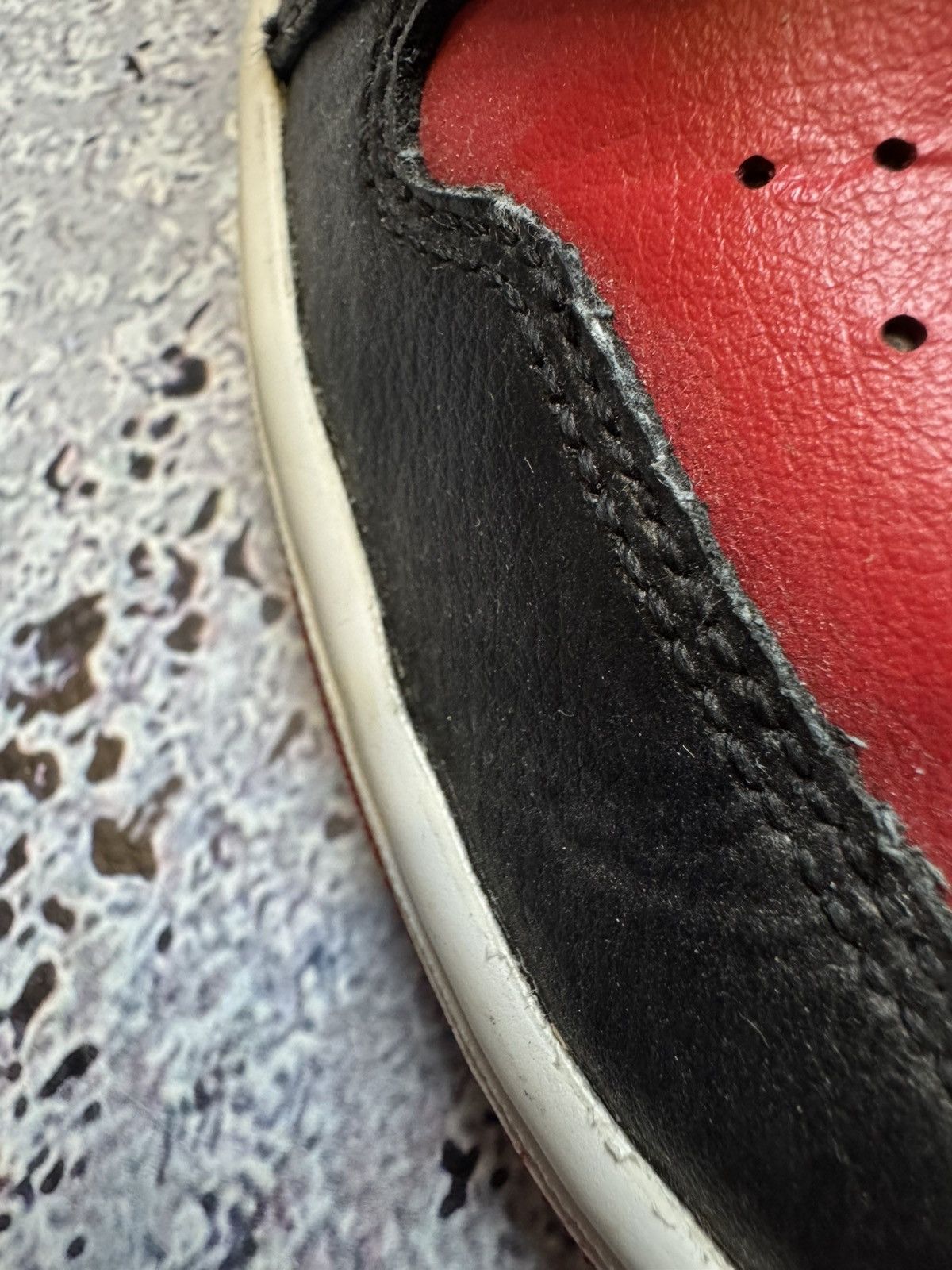 Nike 💥STREETWEAR NIKE AIR JORDAN 1 MID ALTERNATE BRED WMNS Size US 6 / IT 36 - 6 Thumbnail