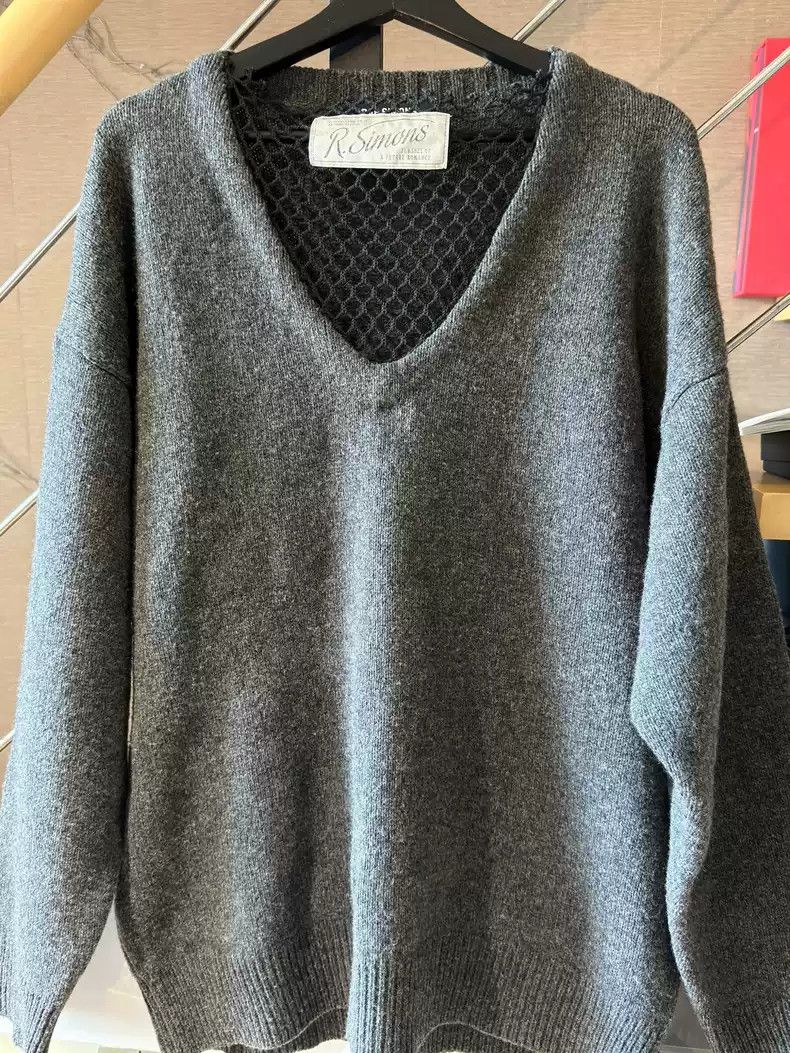 Raf Simons Raf Simon grid V-neck sweater Size US L / EU 52-54 / 3 - 1 Thumbnail