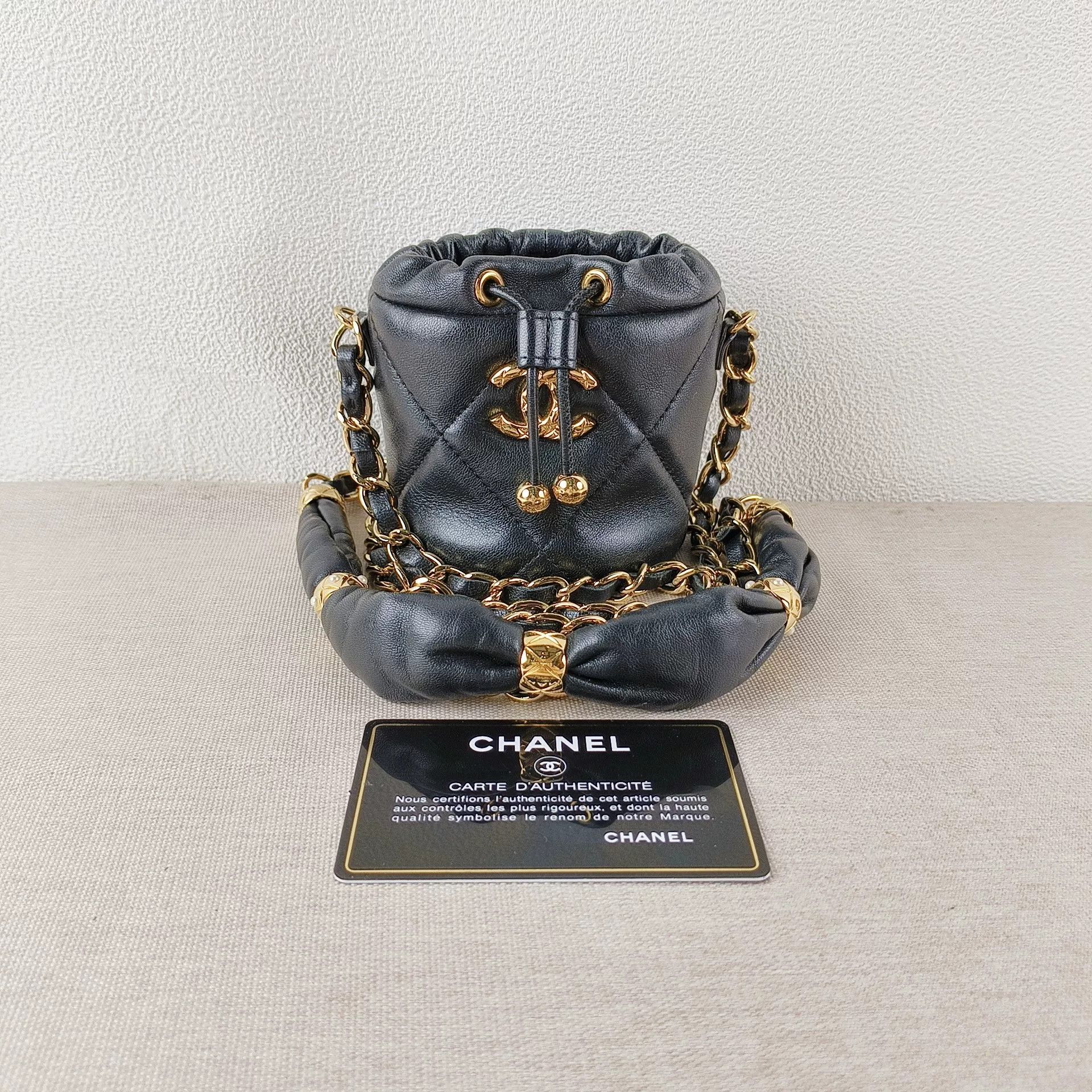 Chanel Pre-loved Bag Very good condition Size ONE SIZE - 1 Thumbnail