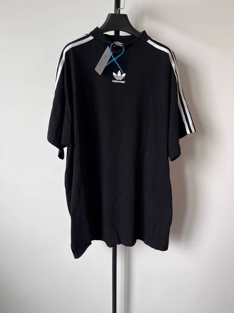Balenciaga Balenciaga Short Sleeve Tee Size US S / EU 44-46 / 1 - 1 Thumbnail