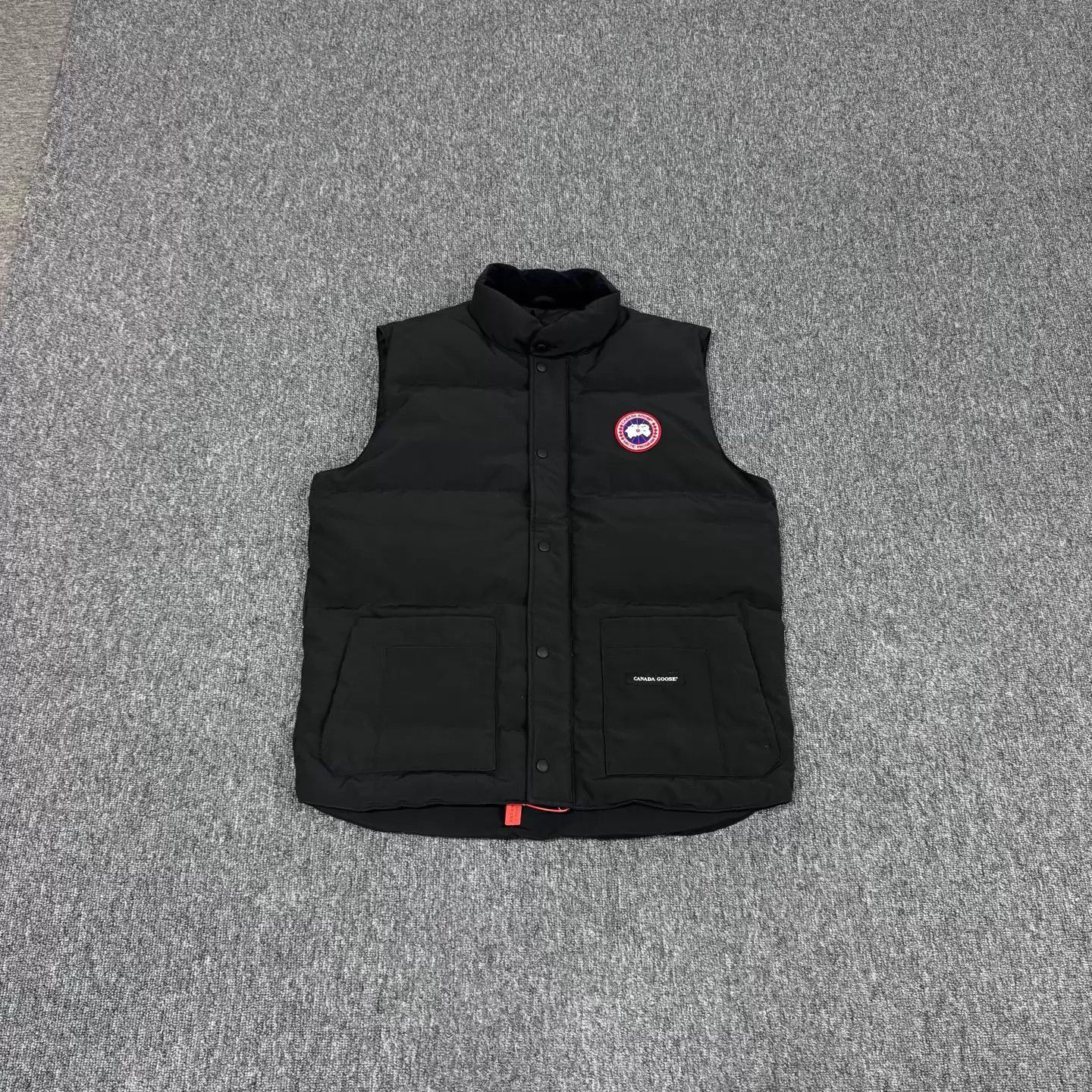Canada Goose Canada Goose Logo Down Vest XL 99 New Size US XL / EU 56 / 4 - 1 Thumbnail