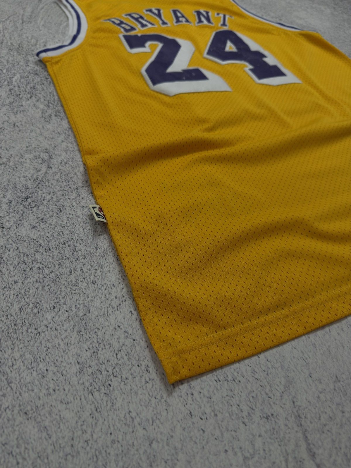 Adidas × NBA Vintage Adidas Lakers Kobe Bryant #24 NBA Basketball Jersey Size US M / EU 48-50 / 2 - 9 Thumbnail