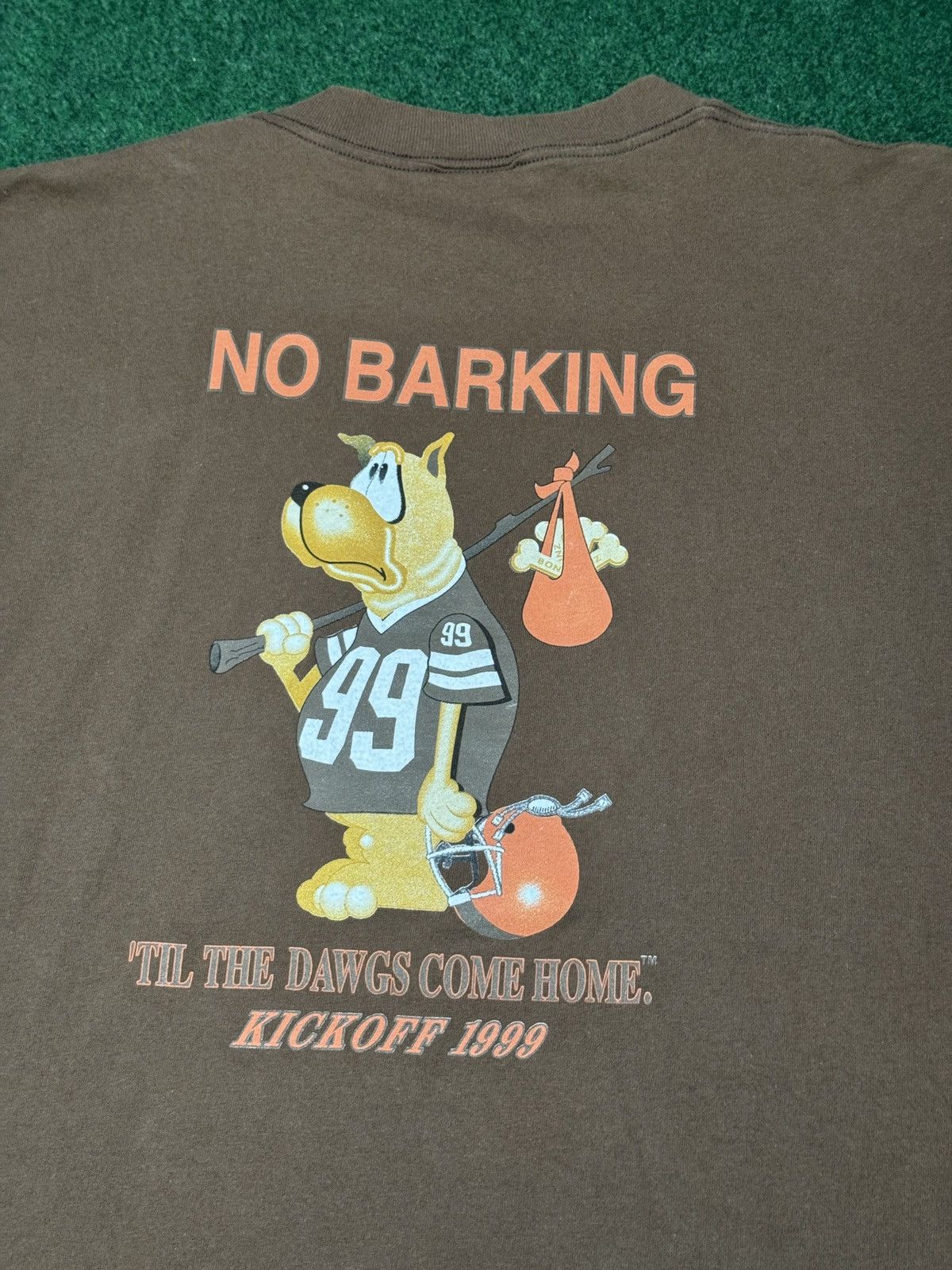 Tultex No Barking Til The Dawgs Come Home Cleveland Browns T Shirt Size US XL / EU 56 / 4 - 2 Thumbnail