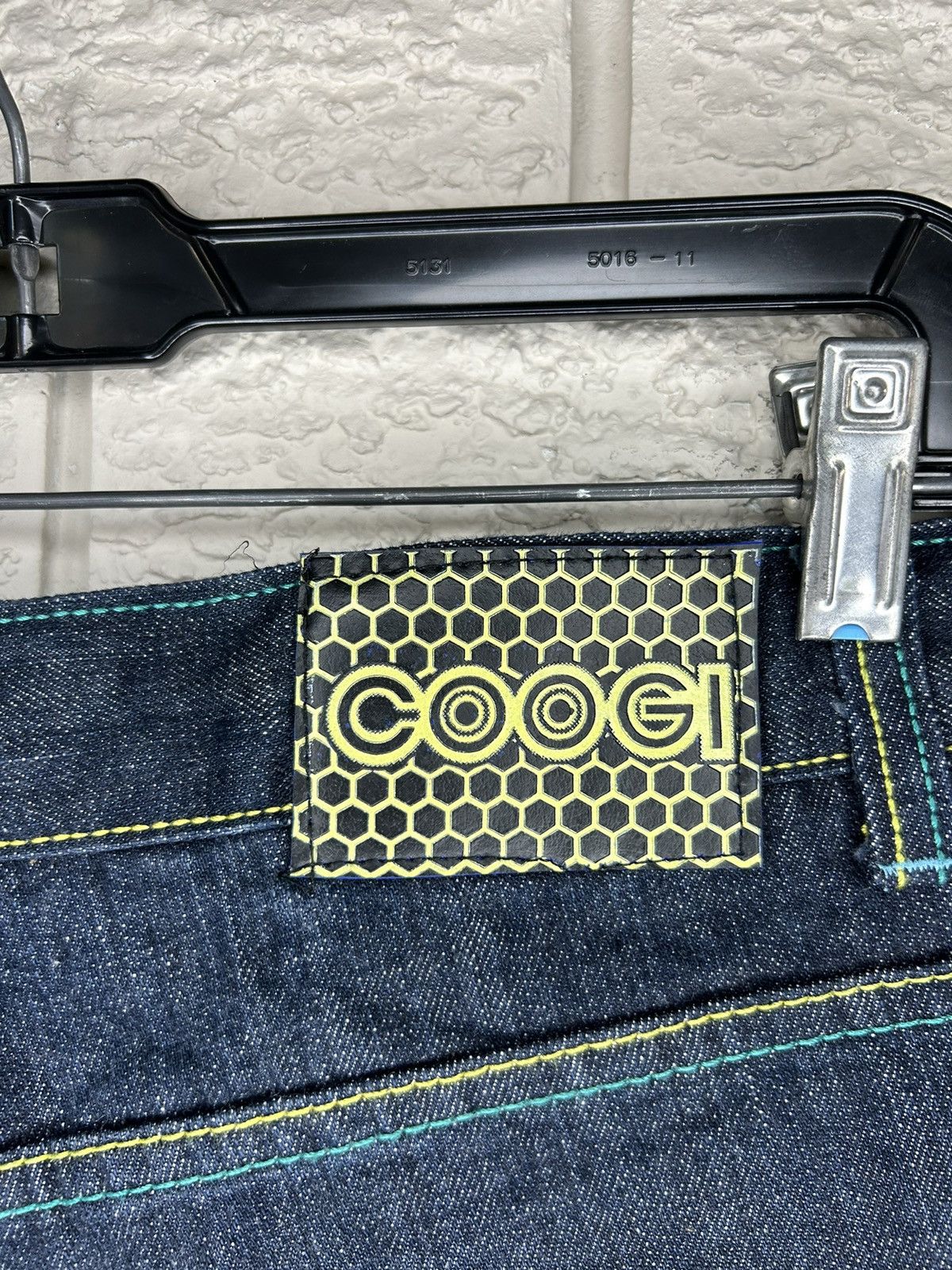 Coogi × Vintage Vintage Coogi Embroidered Baggy Denim Shorts Size US 35 - 4 Thumbnail