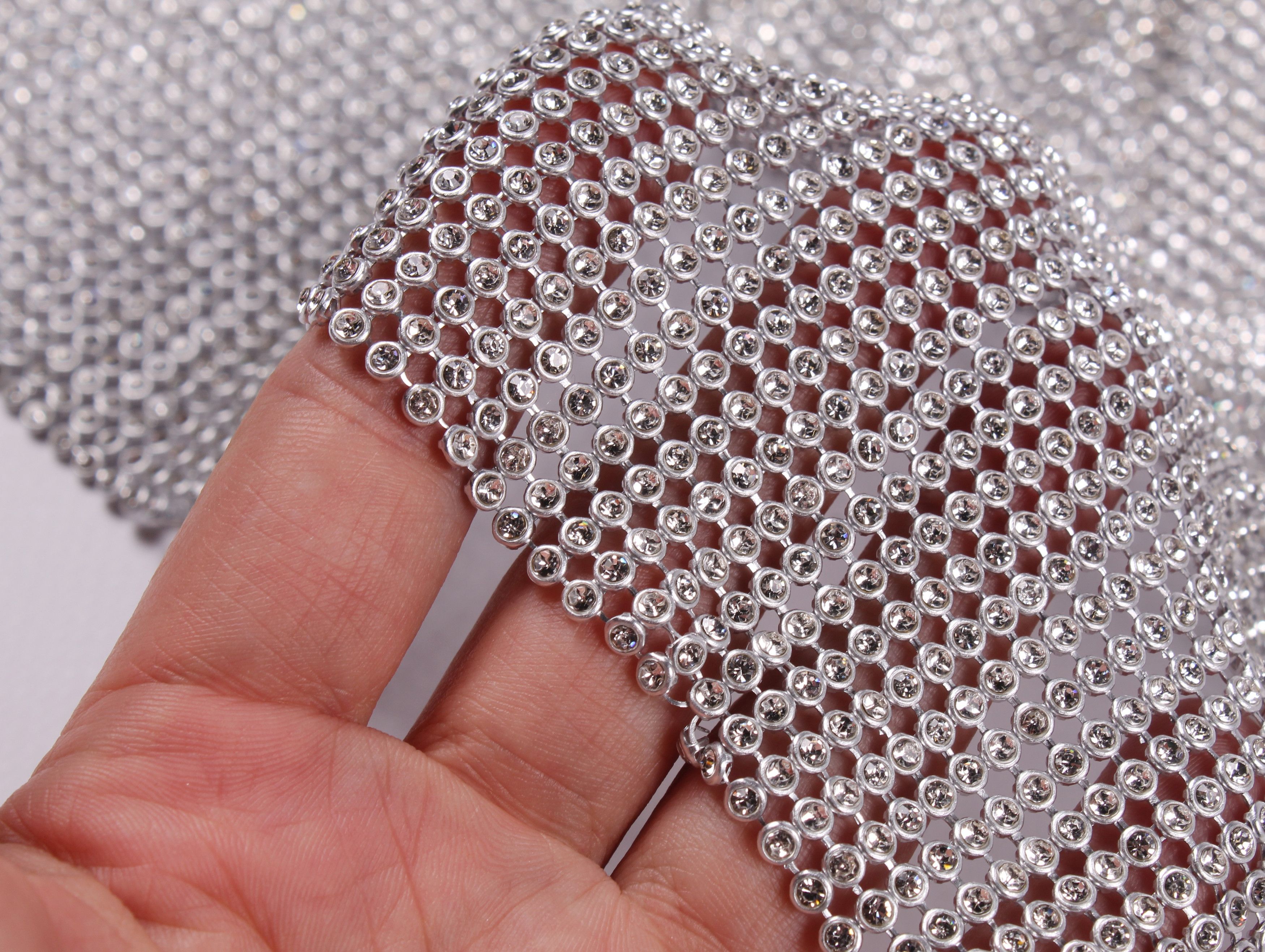 Vintage Vintage Y2K Chainmail Cropped Chrystal Top Size ONE SIZE - 4 Thumbnail