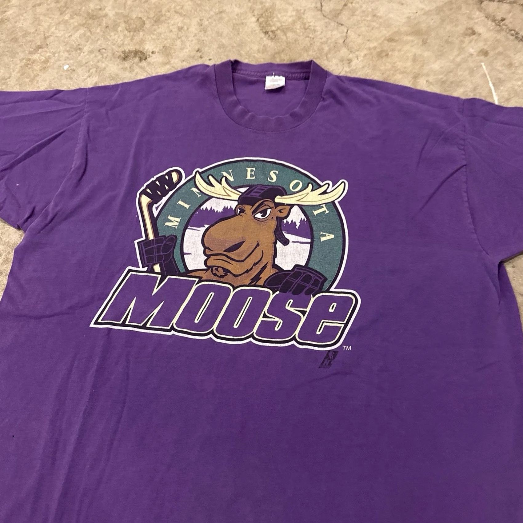 Fruit Of The Loom VINTAGE Minnesota Moose IHL Defunct St. Paul MN Mens 2XL T-Shirt Purple Graphic Tee Retro Unisex Adults Mens Size US XXL / EU 58 / 5 - 4 Thumbnail