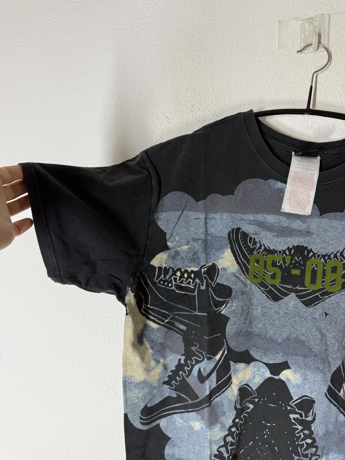 Jordan Brand Vingafe Faded Big Logo Jordan T shirt Size US XL / EU 56 / 4 - 12 Thumbnail