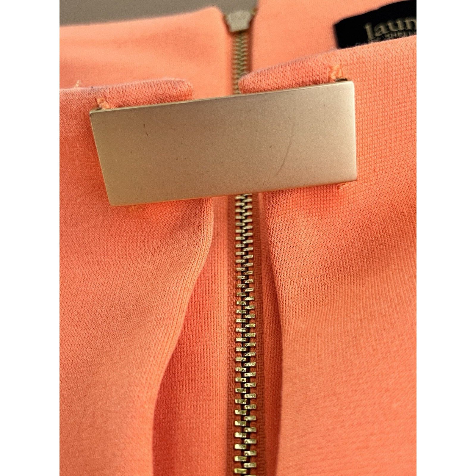 Laundry by Shelli Segal NWT Sz 8 Laundry by Shelli Segal Bodycon Keyhole Neck Size M / US 6-8 / IT 42-44 - 3 Thumbnail