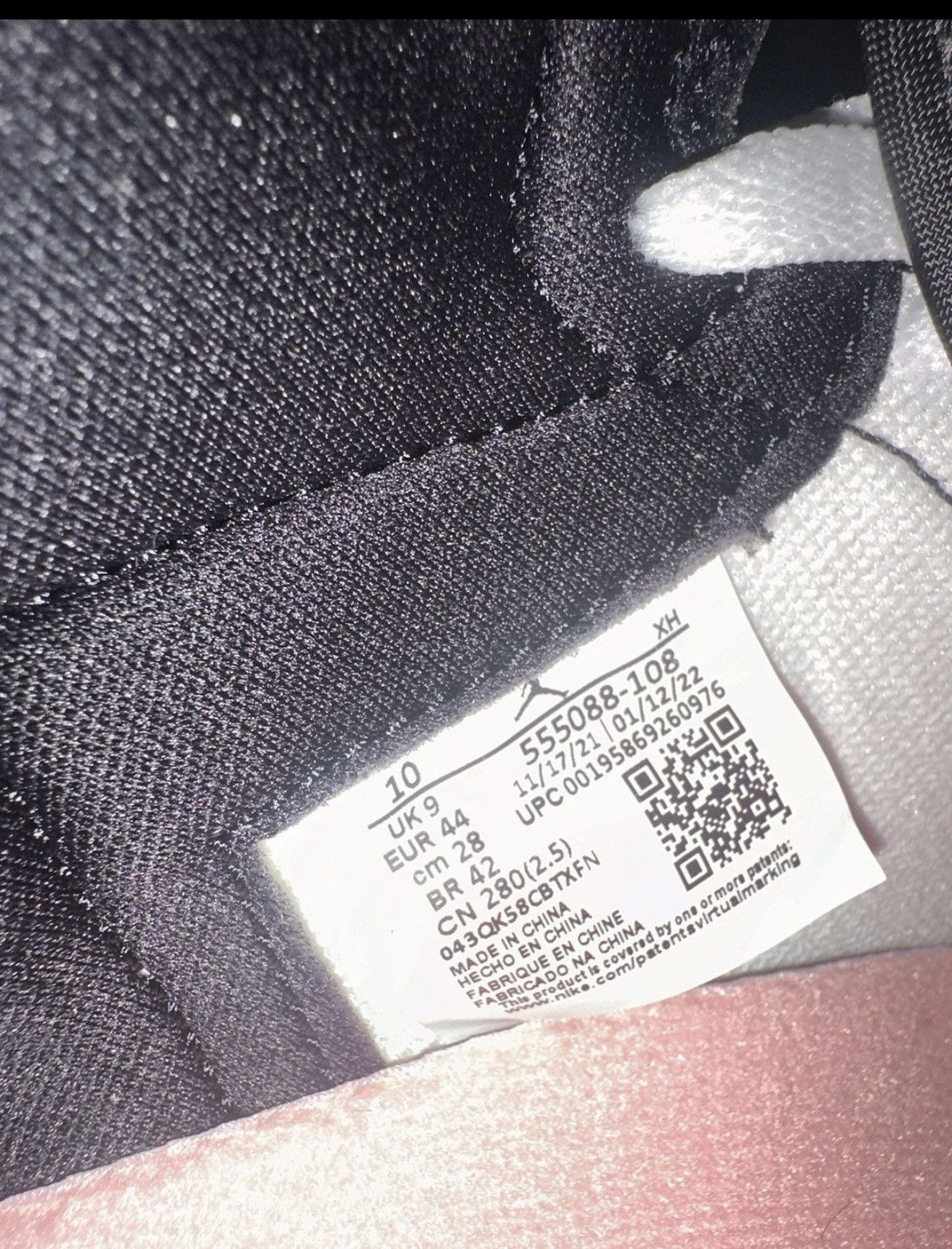 Nike Air Jordan 1 Retro High OG ‘Stage Haze’ Size US 10 / EU 43 - 7 Thumbnail