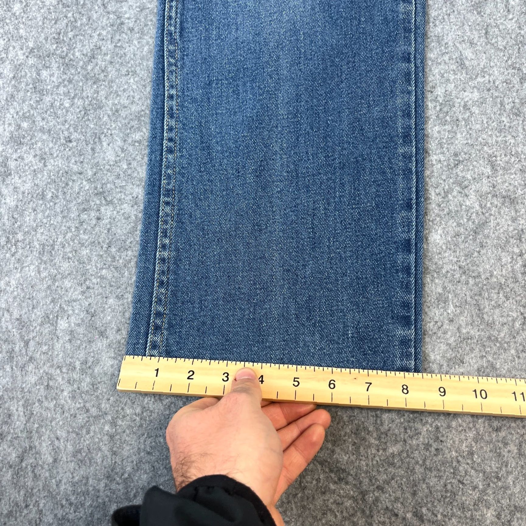 Lee VINTAGE Lee Riders Jeans Womens 26 30 UK 8 Relaxed Straight High Waist Mid Wash Denim Blue 5-Pocket Womens Jeans Boy? Size 30" / US 8 / IT 44 - 3 Thumbnail