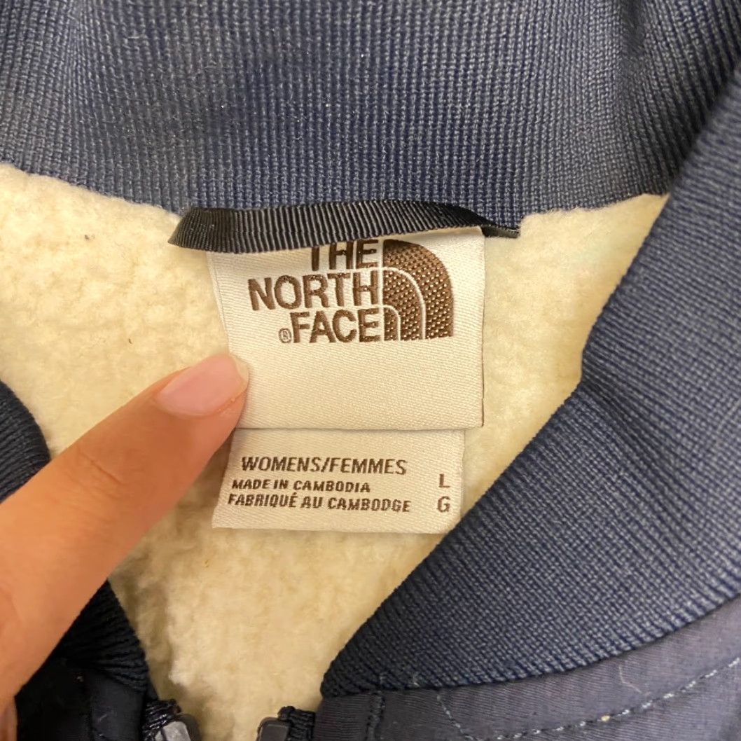 The North Face The North Face Cuchillo Parka Jacket Womens Large Navy Blue Quilted Sherpa Lined Size L / US 10 / IT 46 - 5 Thumbnail