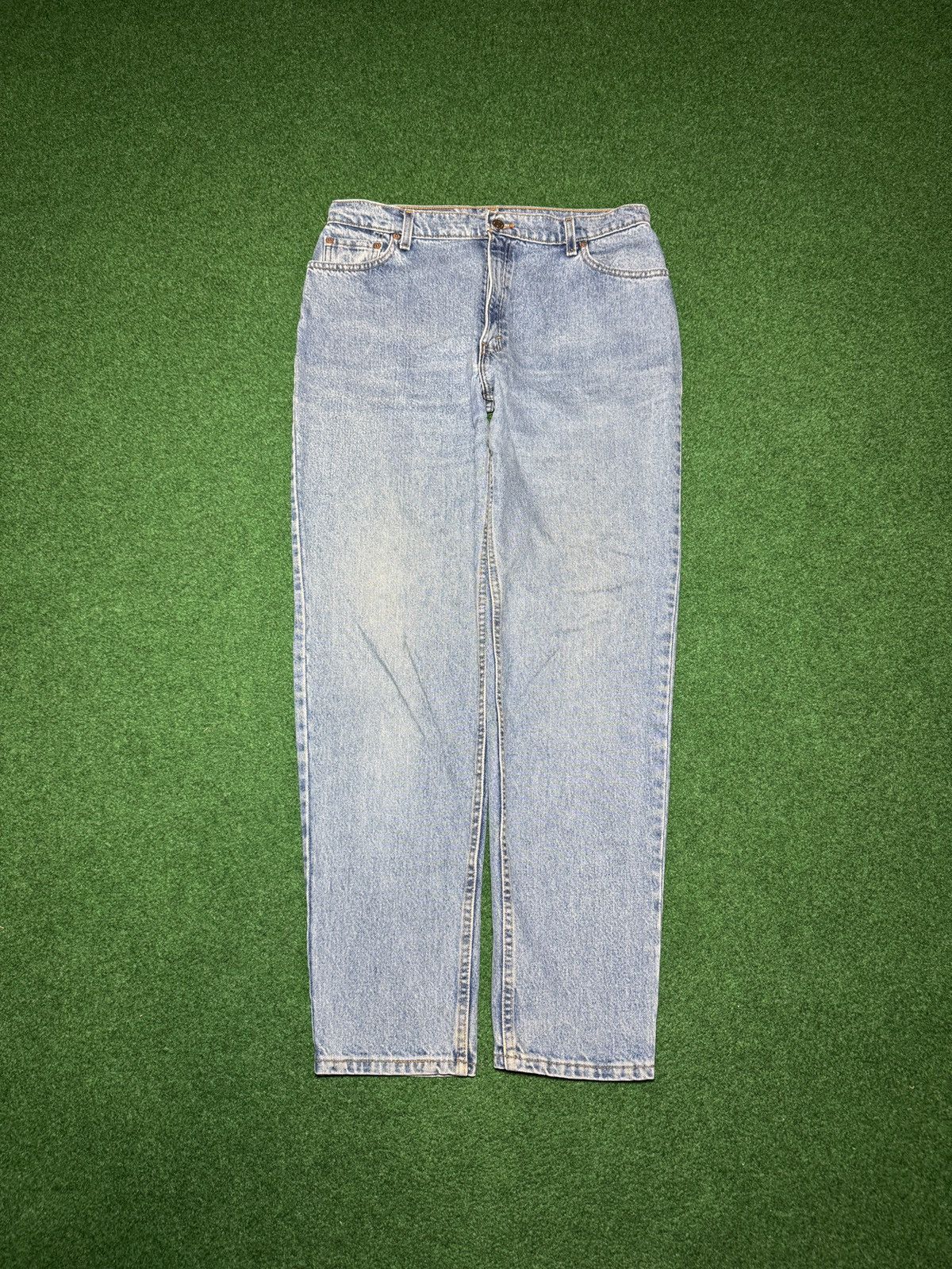 Levi's Vintage Clothing Levis 550 16 90s Relaxed 35x32 Light Wash Tapered Jeans Size 38" / US 16 / IT 52 - 3 Thumbnail