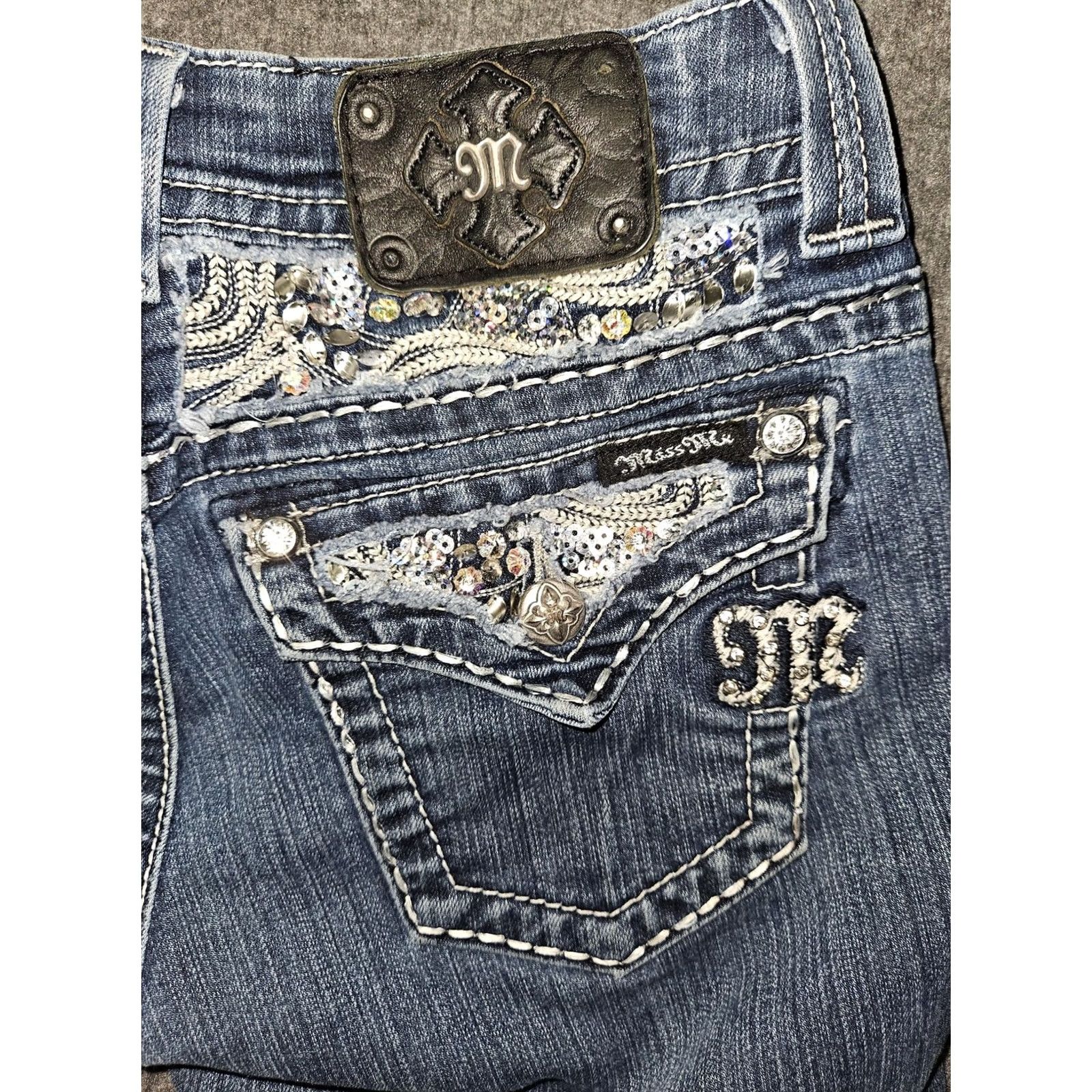Miss Me Miss Me Jeans Womens 28 Cropped Skinny JE5758Y3 Embellished Rhinestone Sequin Embroidered Logo Patch Denim Jeans Blue 5-Pocket City Glam Womens Size 28" / US 6 / IT 42 - 2 Thumbnail