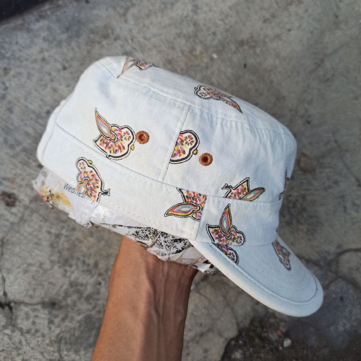 Beauty Beast CUTE.. Monogram birds hat by marie and claire Size ONE SIZE - 10 Thumbnail