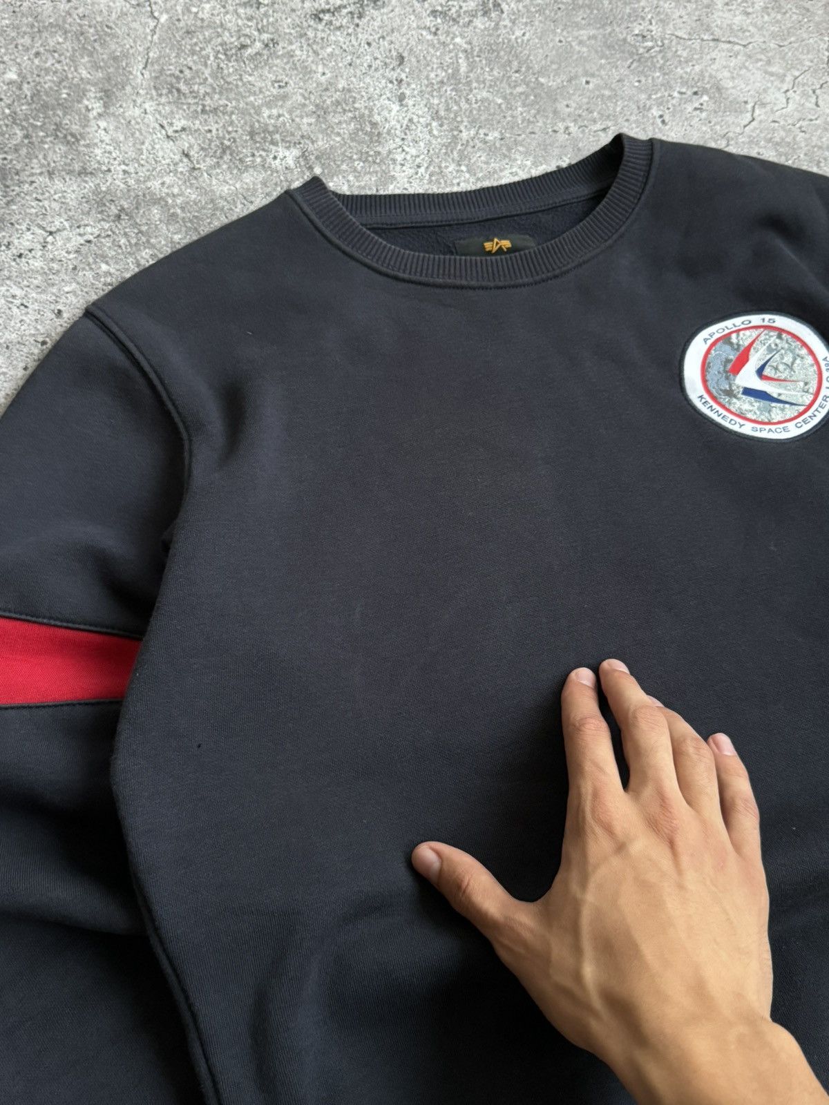 Alpha Industries × Vintage Vintage Alpha Industries x NASA big logo sweatshirt Size US S / EU 44-46 / 1 - 15 Thumbnail