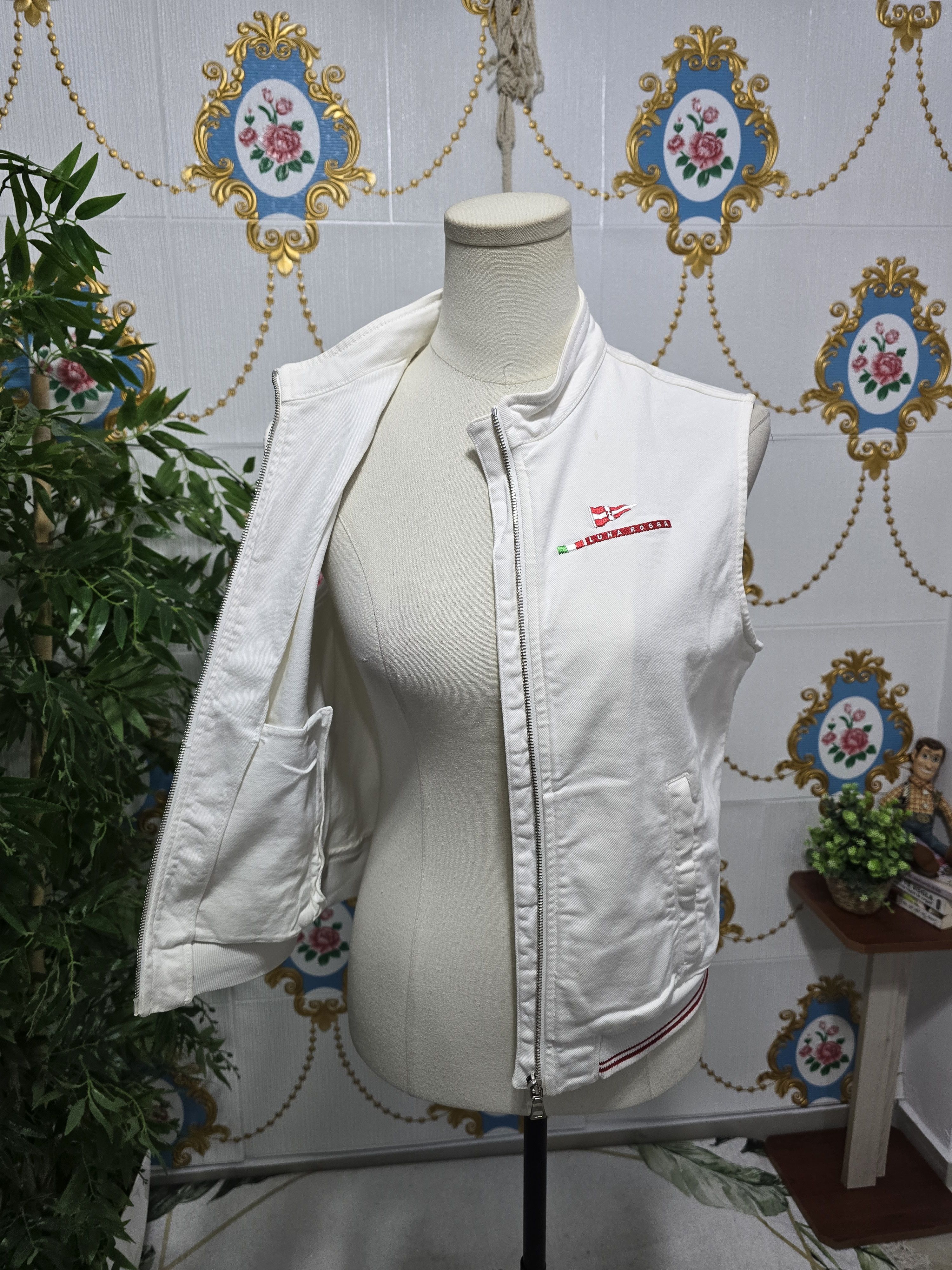 Prada PRADA LUNA ROSSA vintage very rare size MEDIUM Size M / US 6-8 / IT 42-44 - 6 Thumbnail