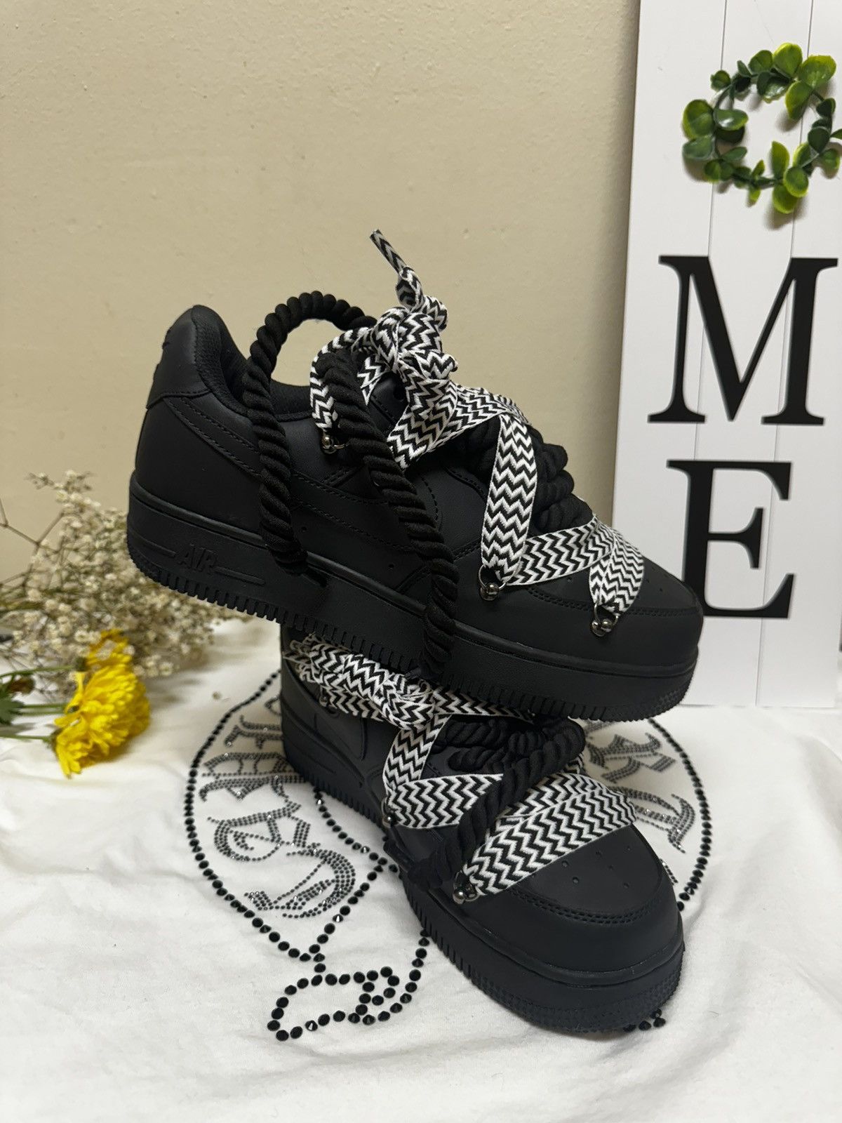 Other CUSTOM AIR FORCE 1 BLACK – CHUNKY LACES LOT Size US 8 / EU 41 - 2 Thumbnail