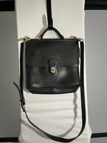 Coach Authentic Coach Black Leather Handbag Size ONE SIZE - 1 Thumbnail