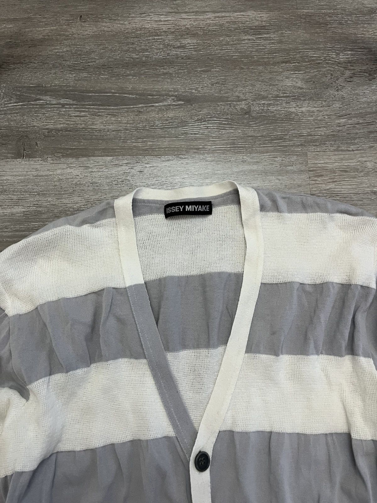 Issey Miyake Issey Miyake women’s Cardigan sweater Size M / US 6-8 / IT 42-44 - 4 Thumbnail